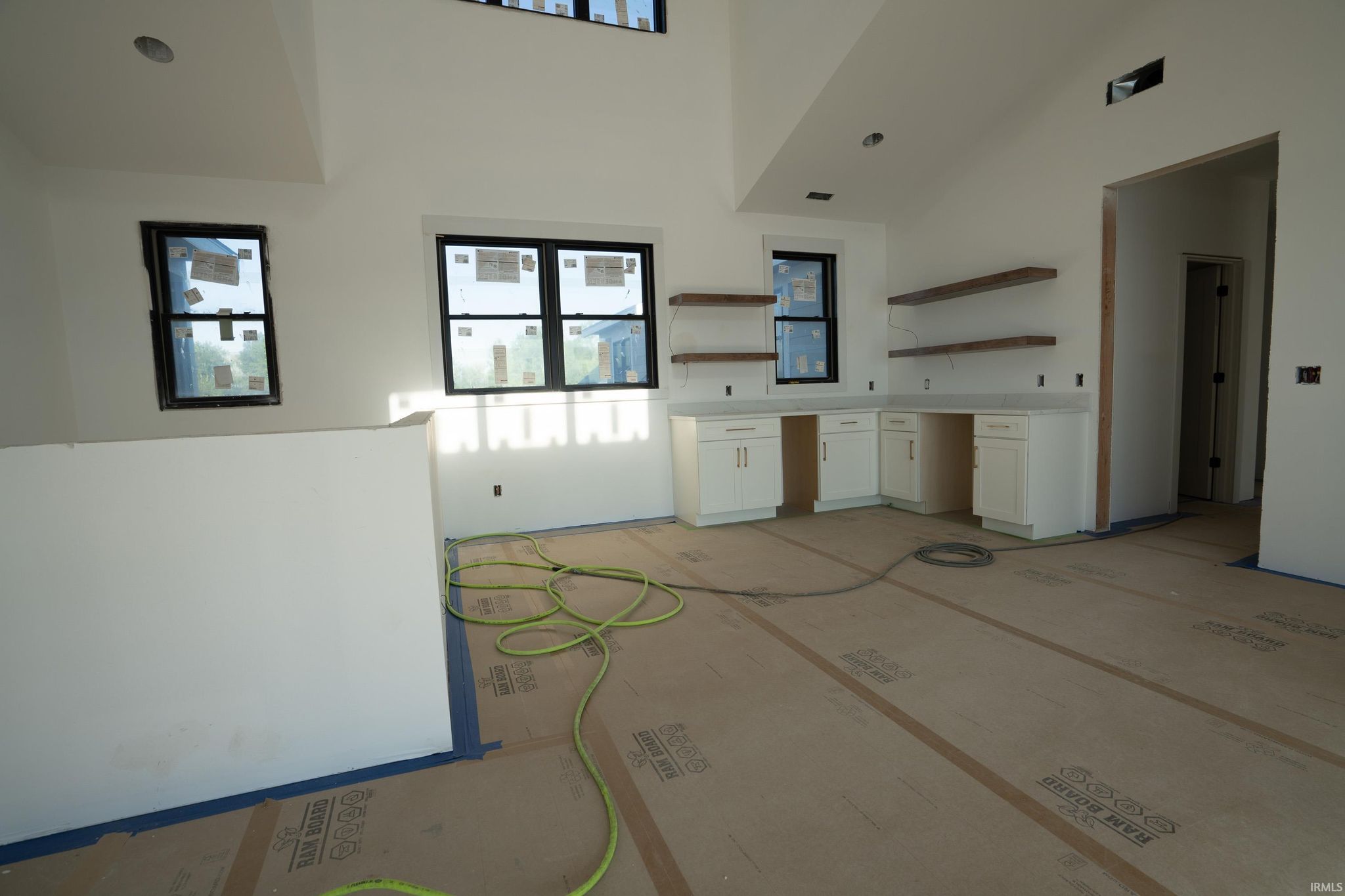 Image of 8199 E Constitution Drive
