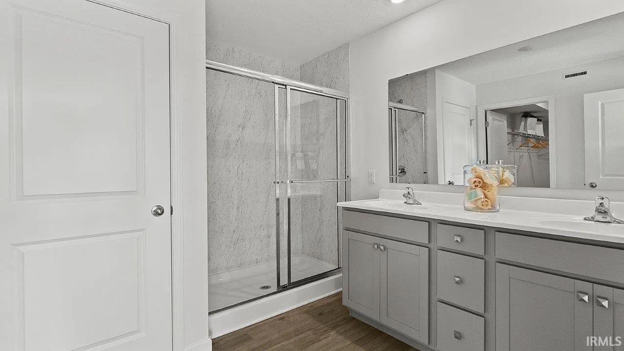 Image of 1221 Greensburg Drive