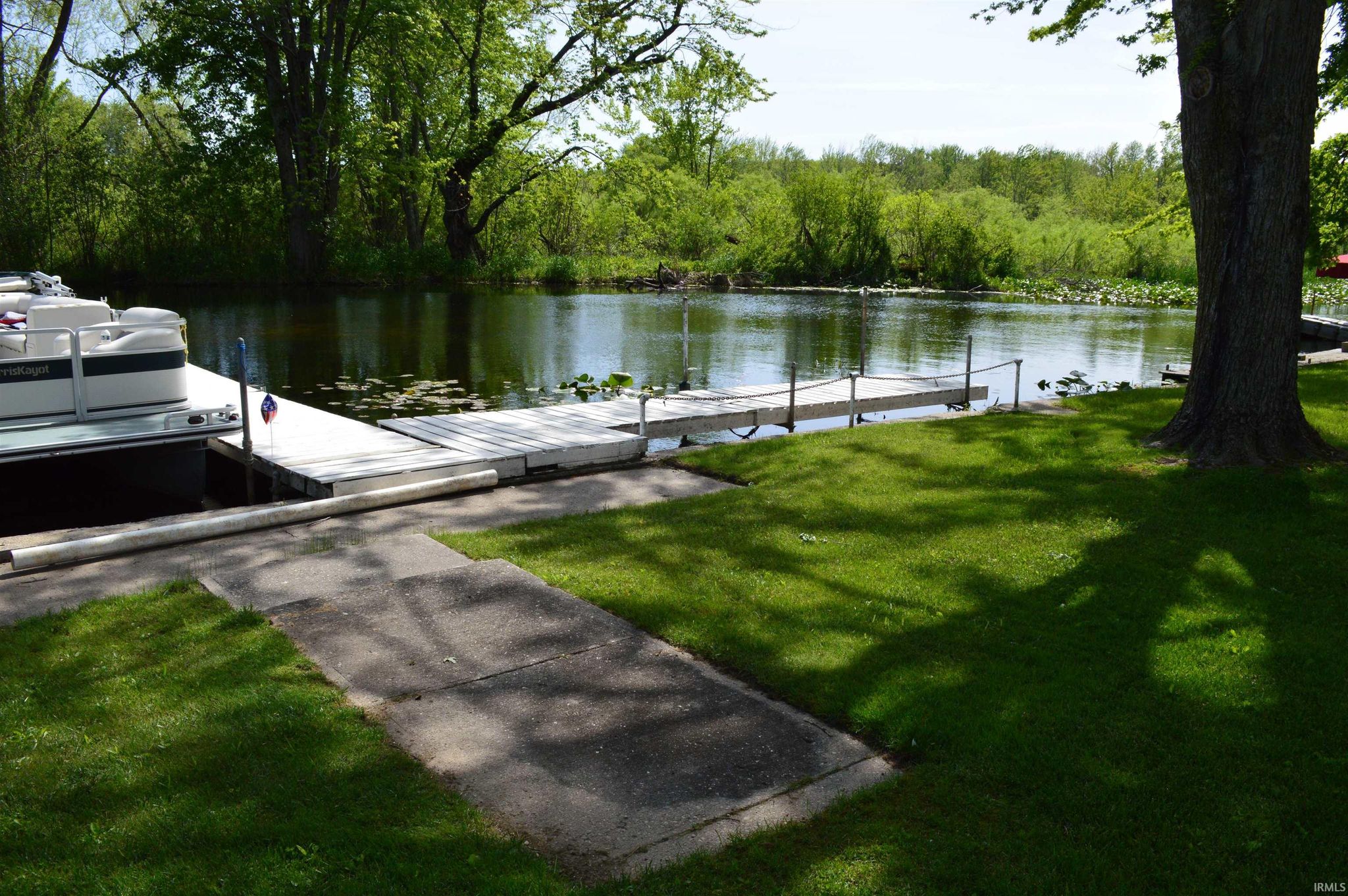 Image of 13 EMS T4 Lane