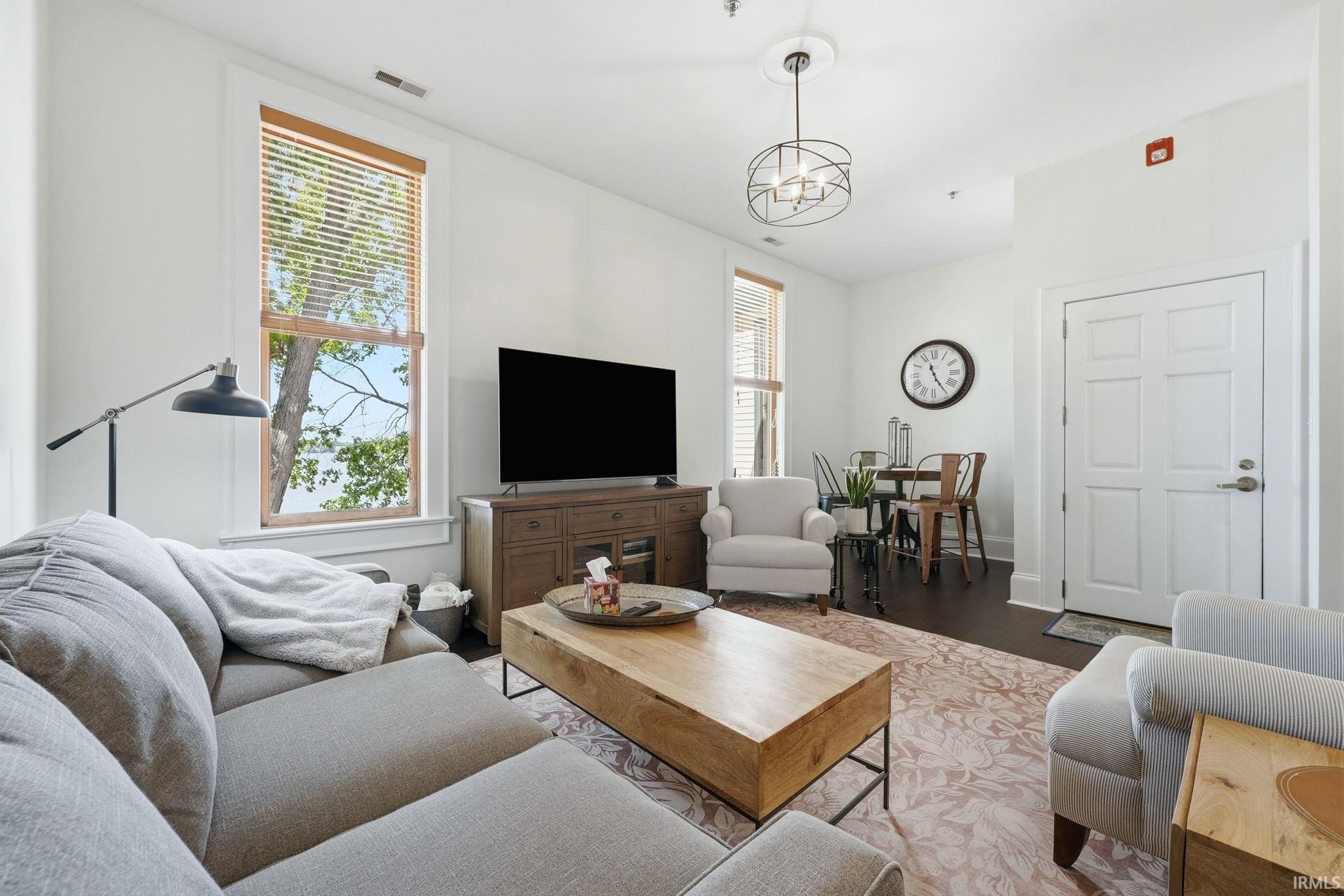 Image of 1 Park Avenue 302