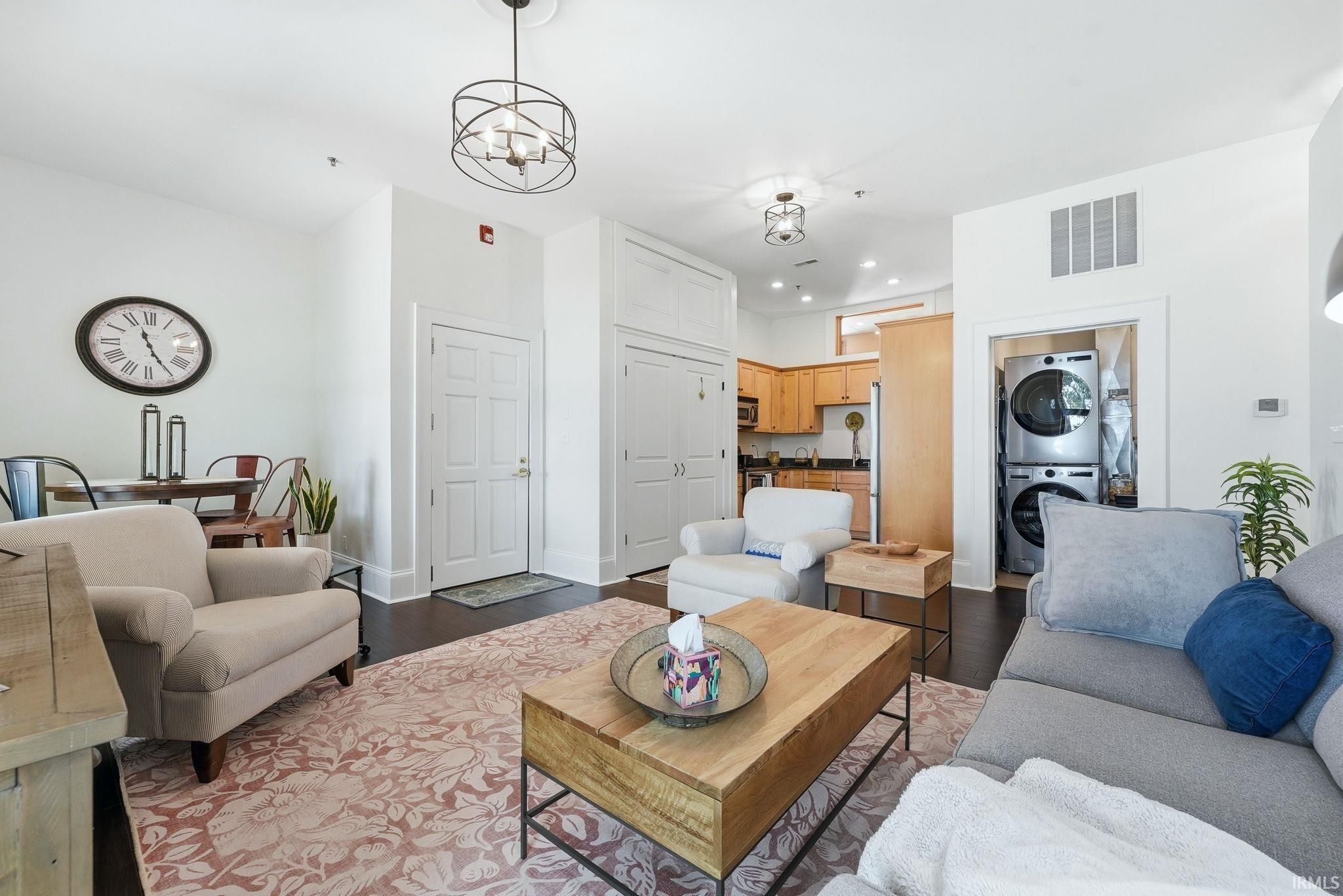 Image of 1 Park Avenue 302