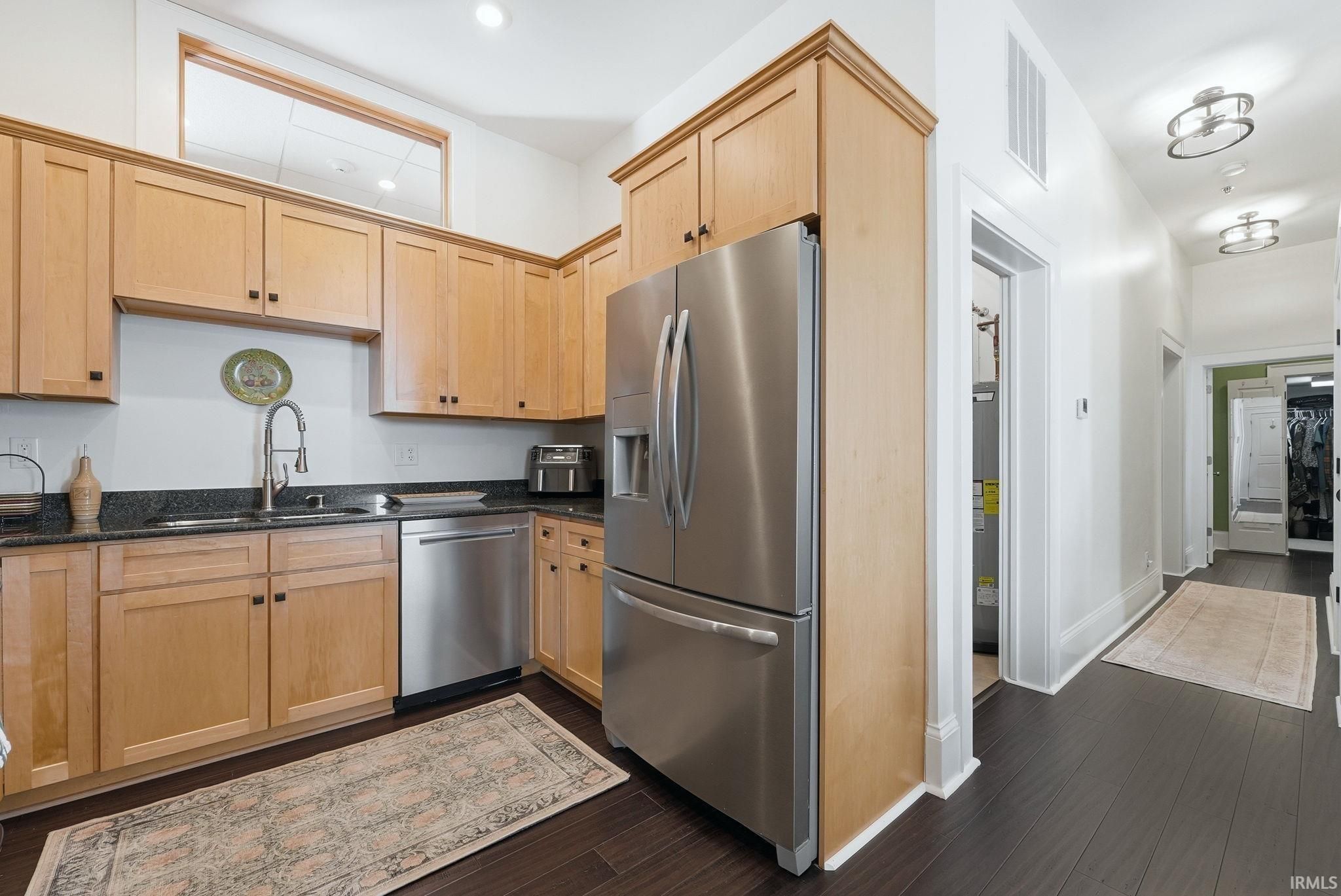 Image of 1 Park Avenue 302