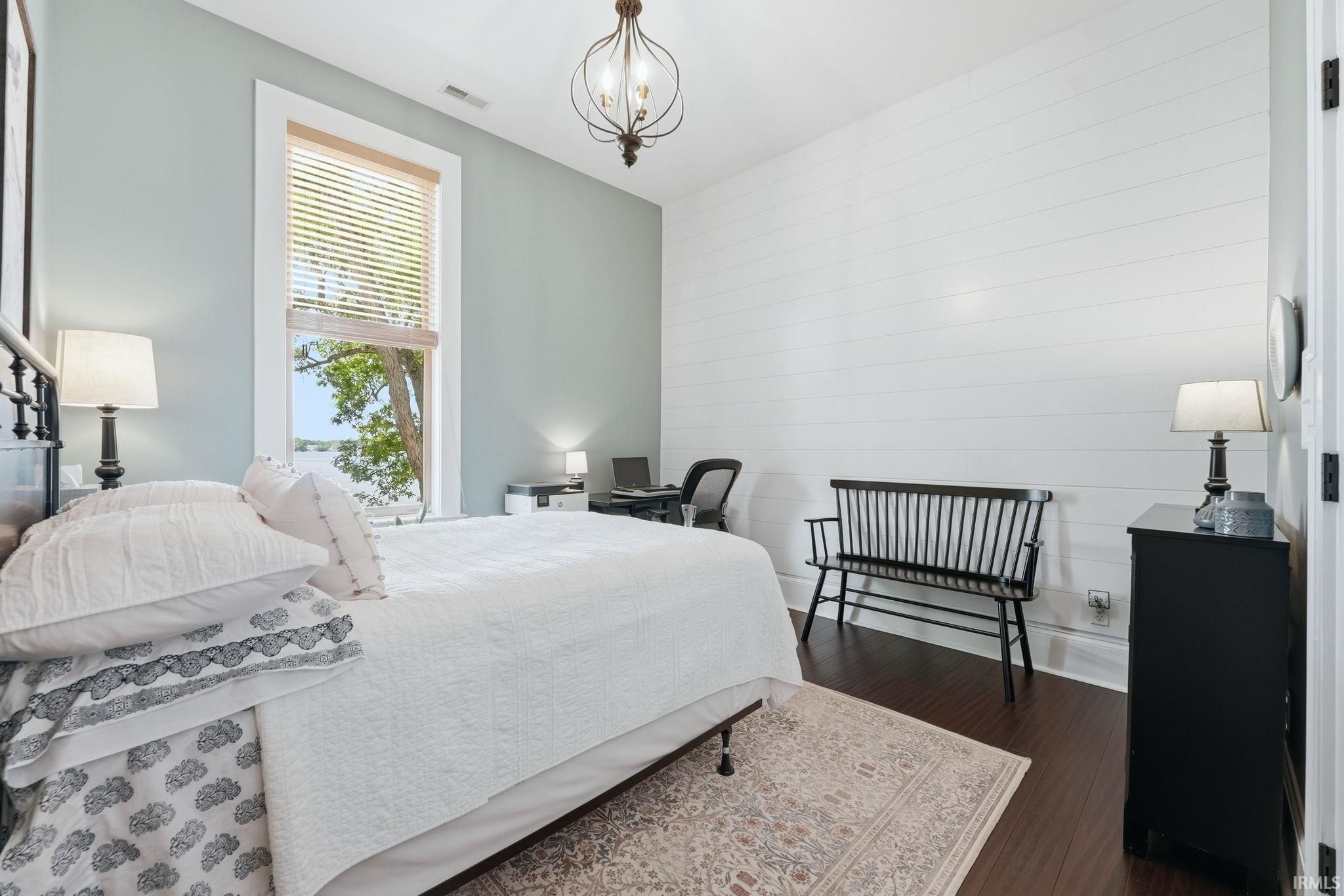 Image of 1 Park Avenue 302
