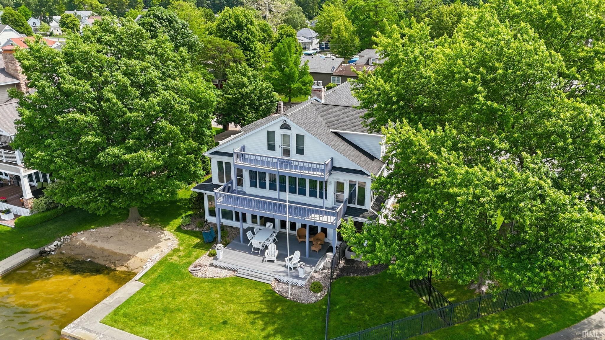 Image of 1300 Court Street