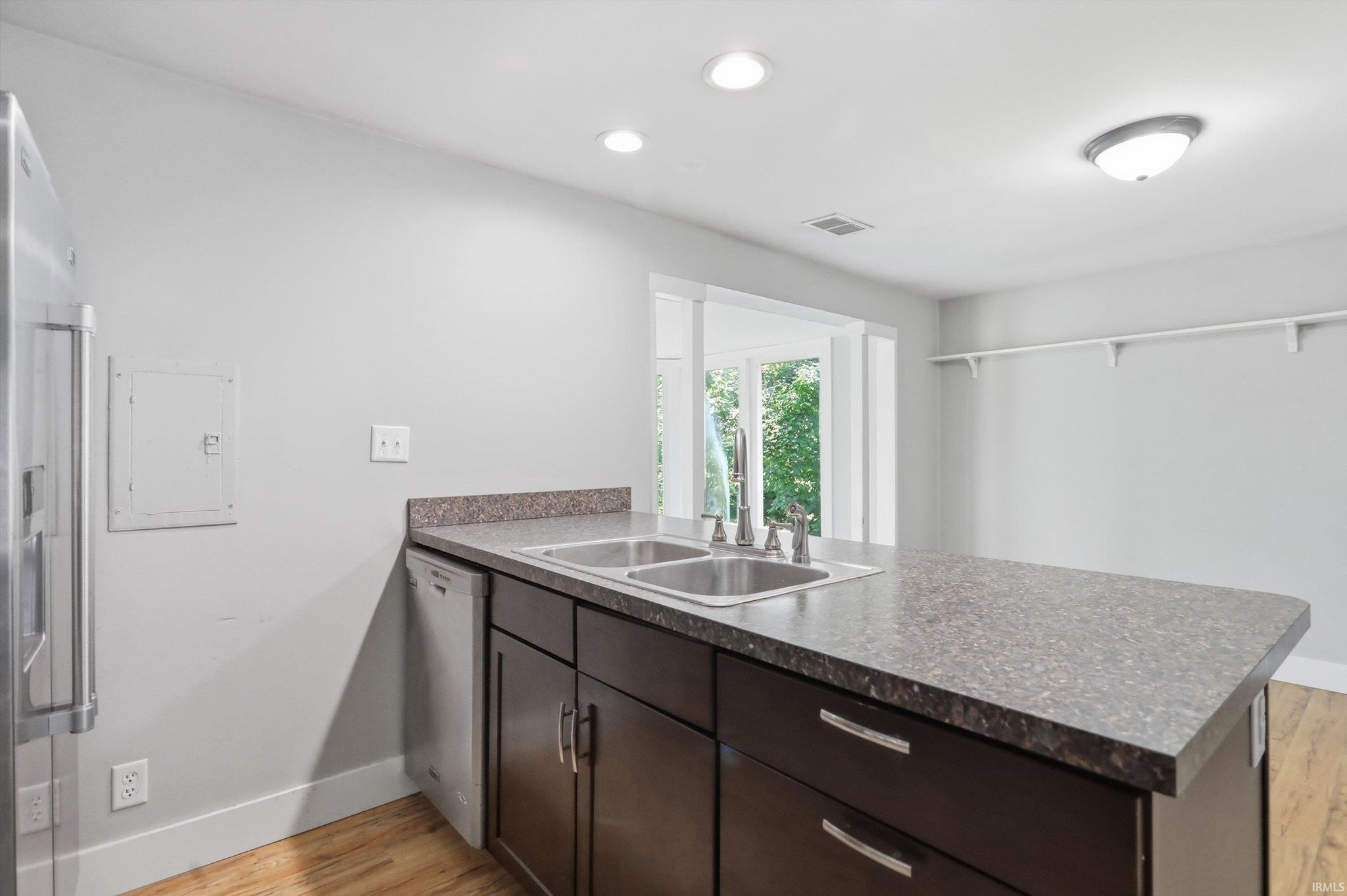 Image of 904 N Orris Drive
