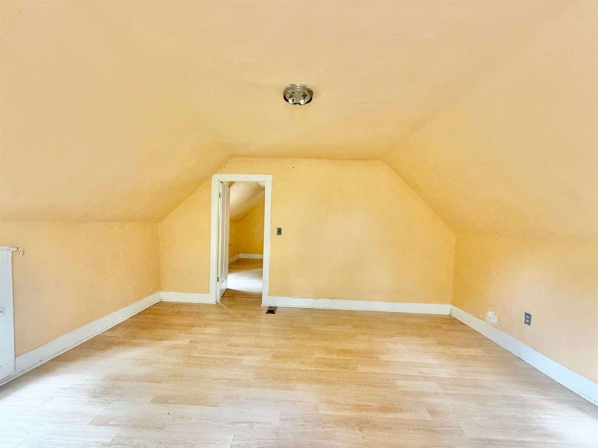 Image of 1527 High Street