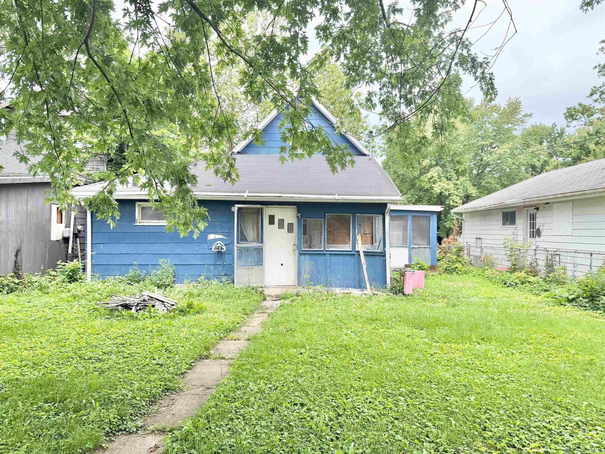 Image of 1527 High Street
