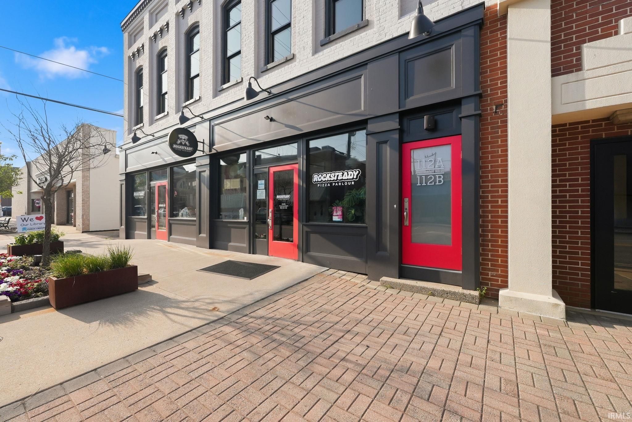 Image of 108 & 110 E Market Street