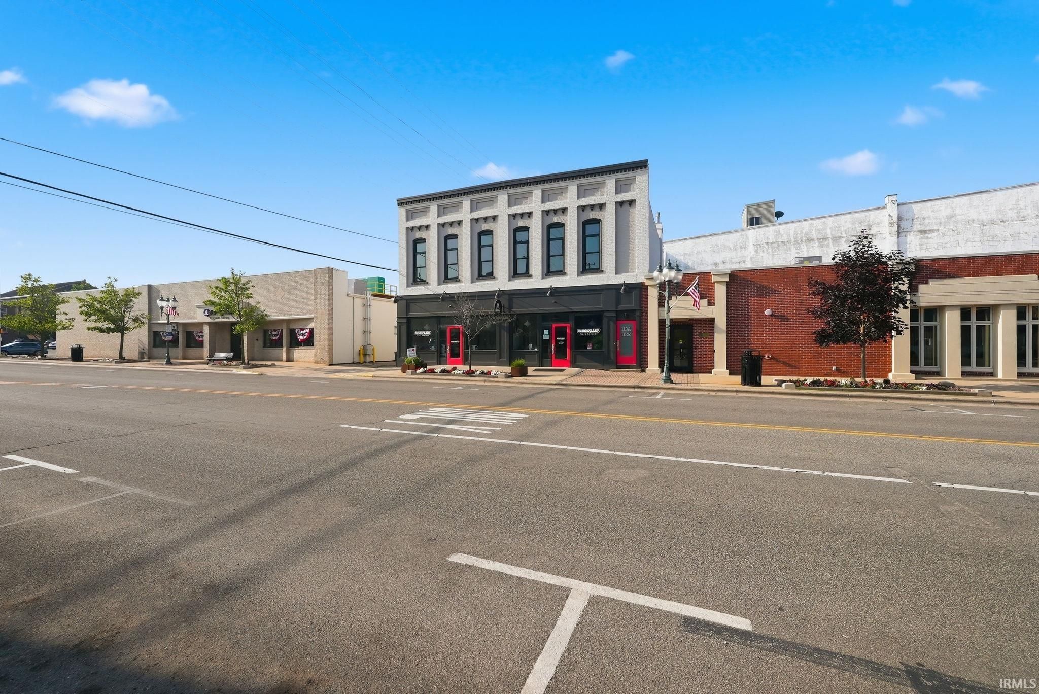 Image of 108 & 110 E Market Street