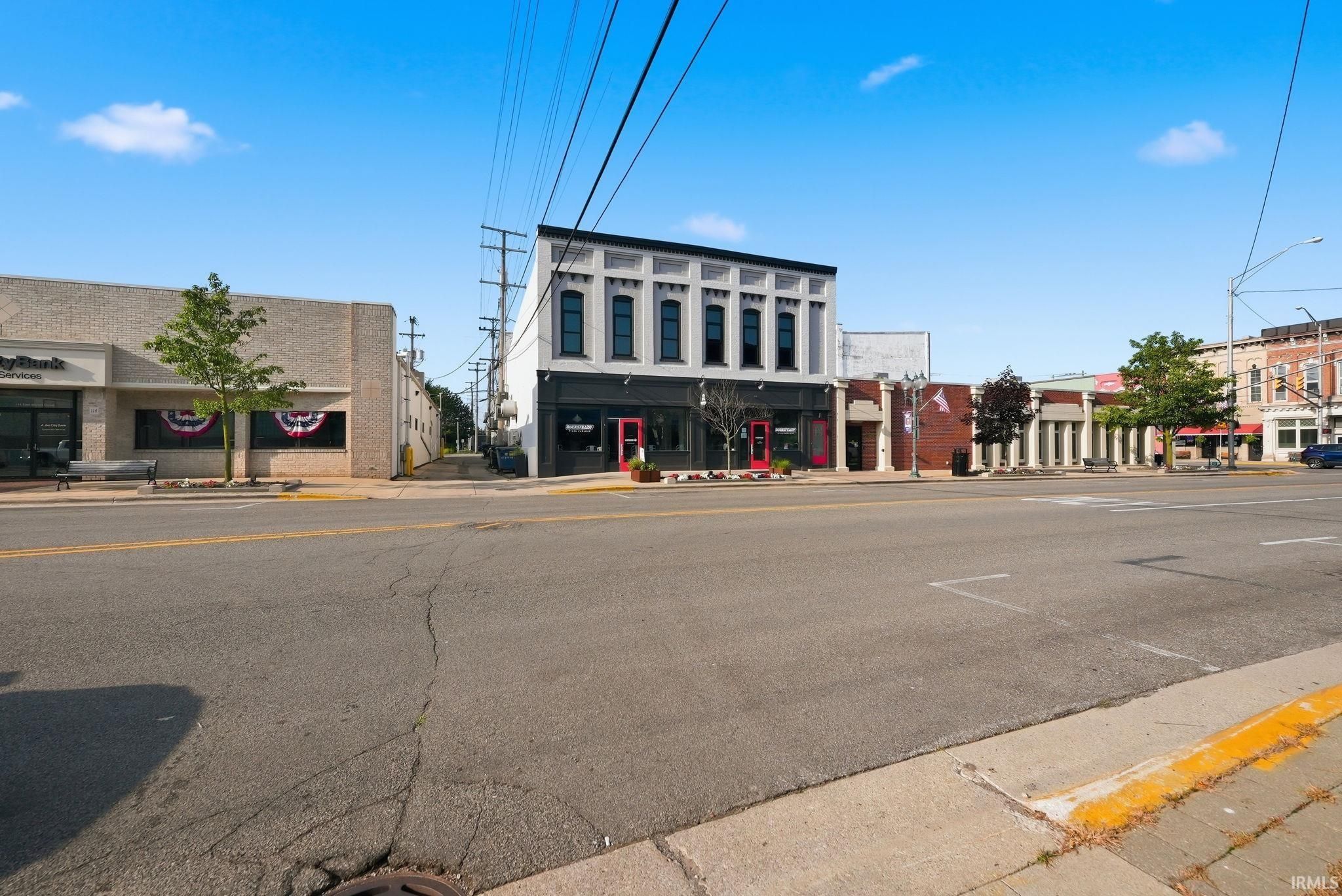 Image of 108 & 110 E Market Street