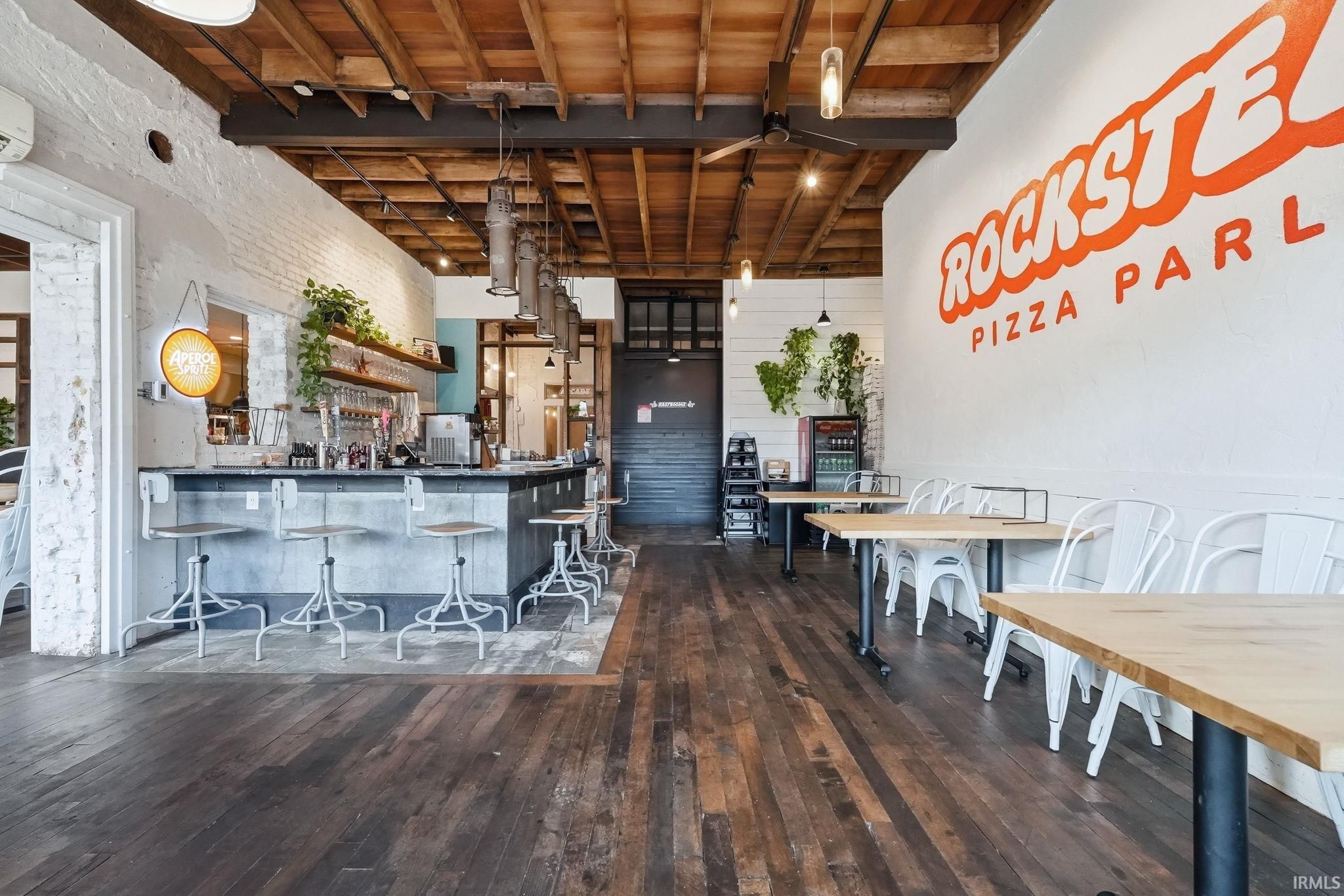 Image of 108 & 110 E Market Street