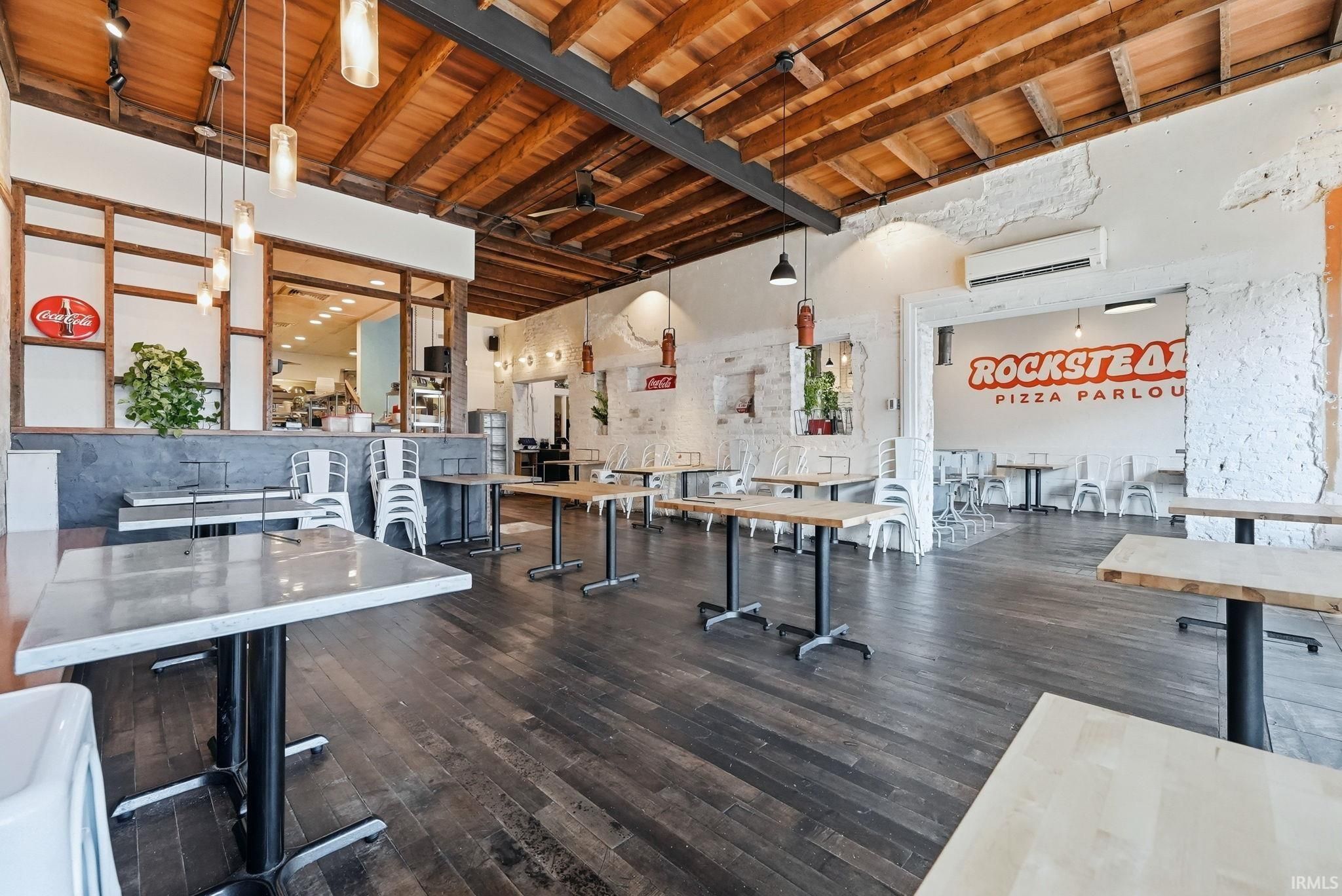 Image of 108 & 110 E Market Street