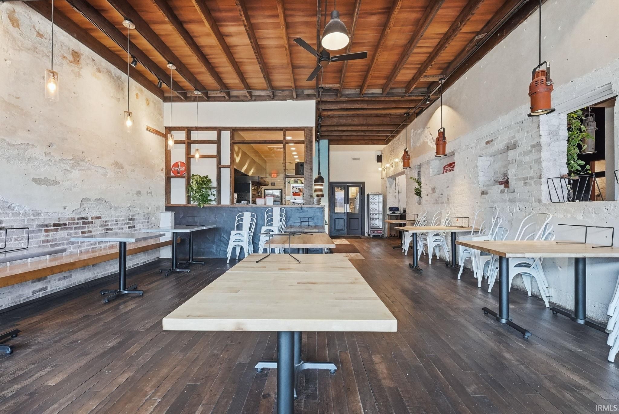Image of 108 & 110 E Market Street