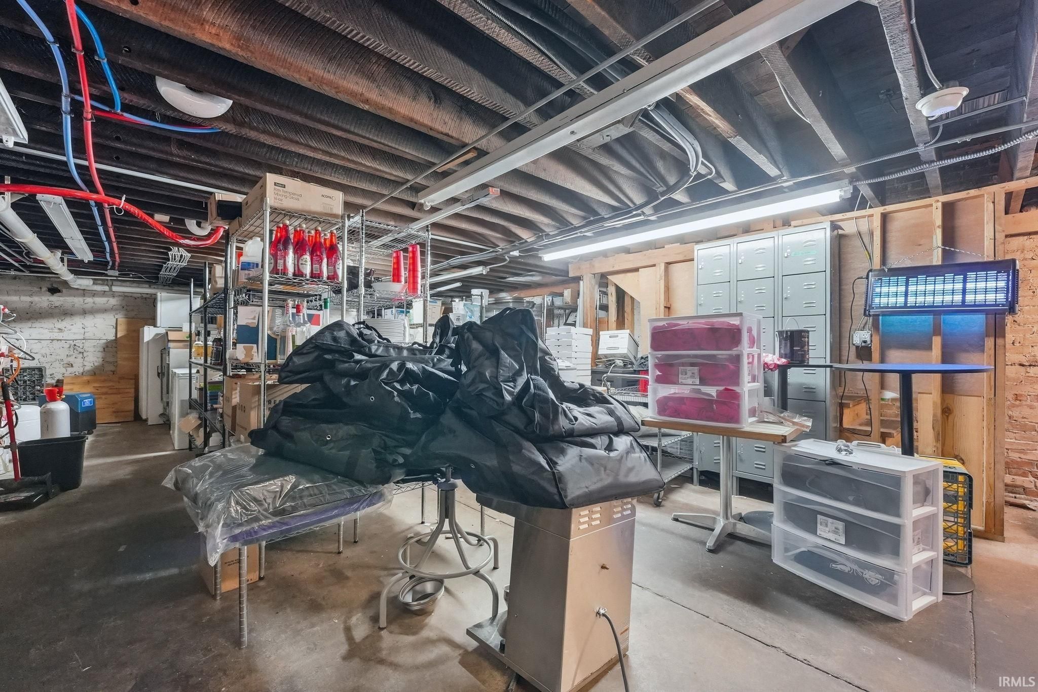 Image of 108 & 110 E Market Street