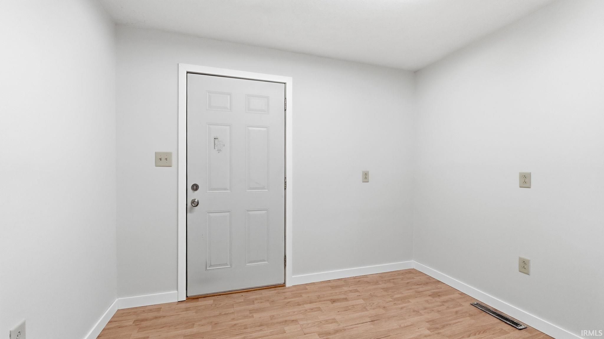 Image of 3243 E 600 S