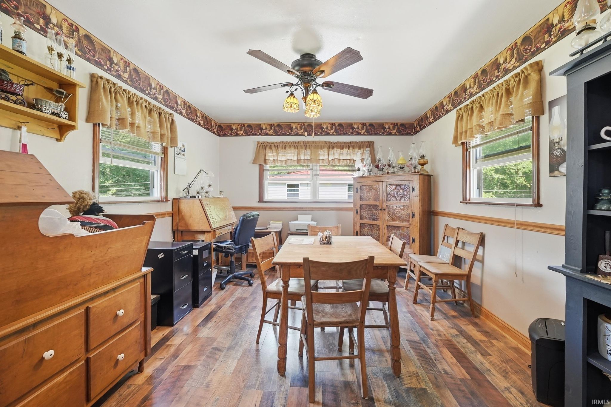 Image of 2501 West Side Drive