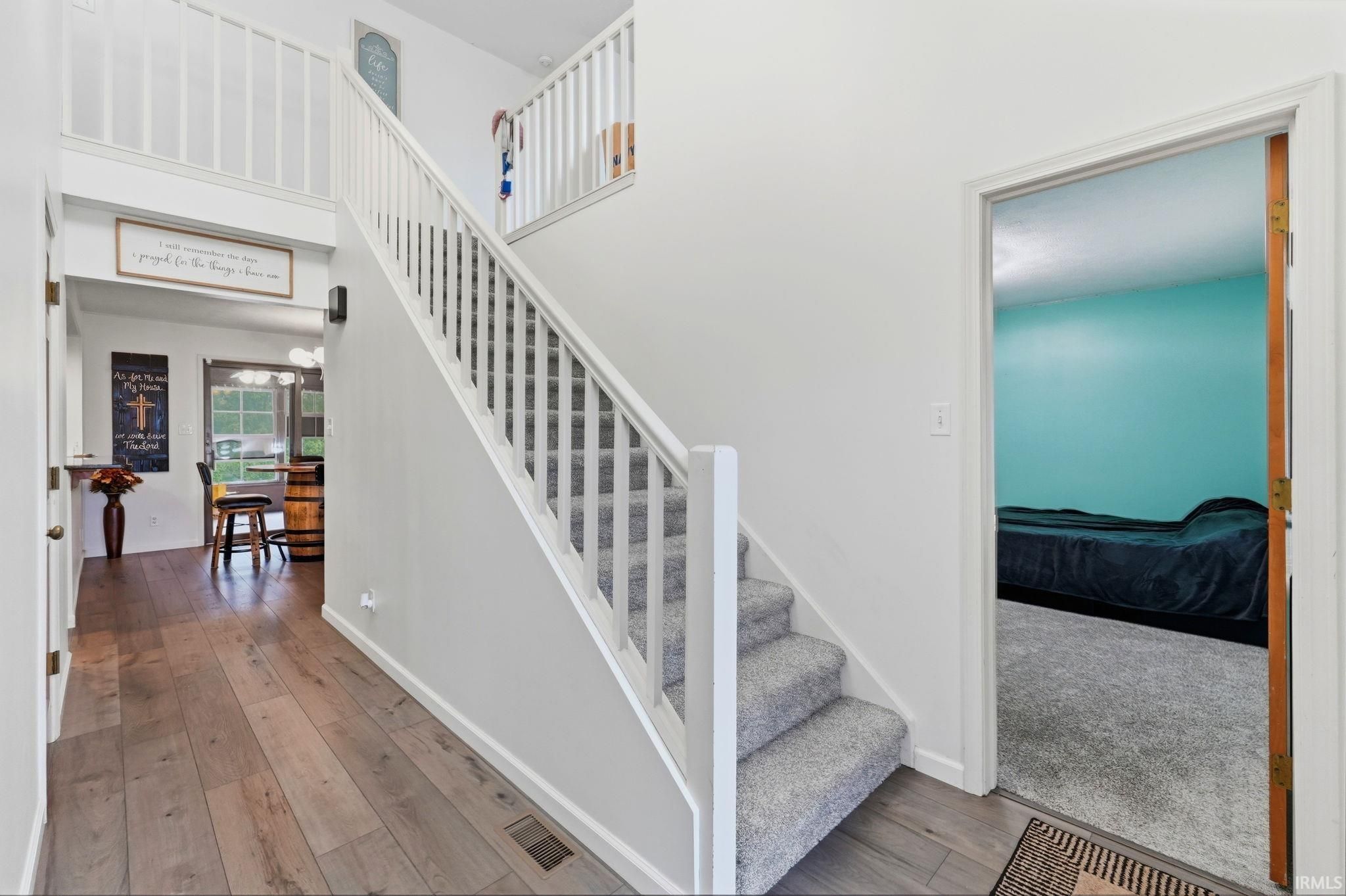 Image of 534 Crestlane Drive
