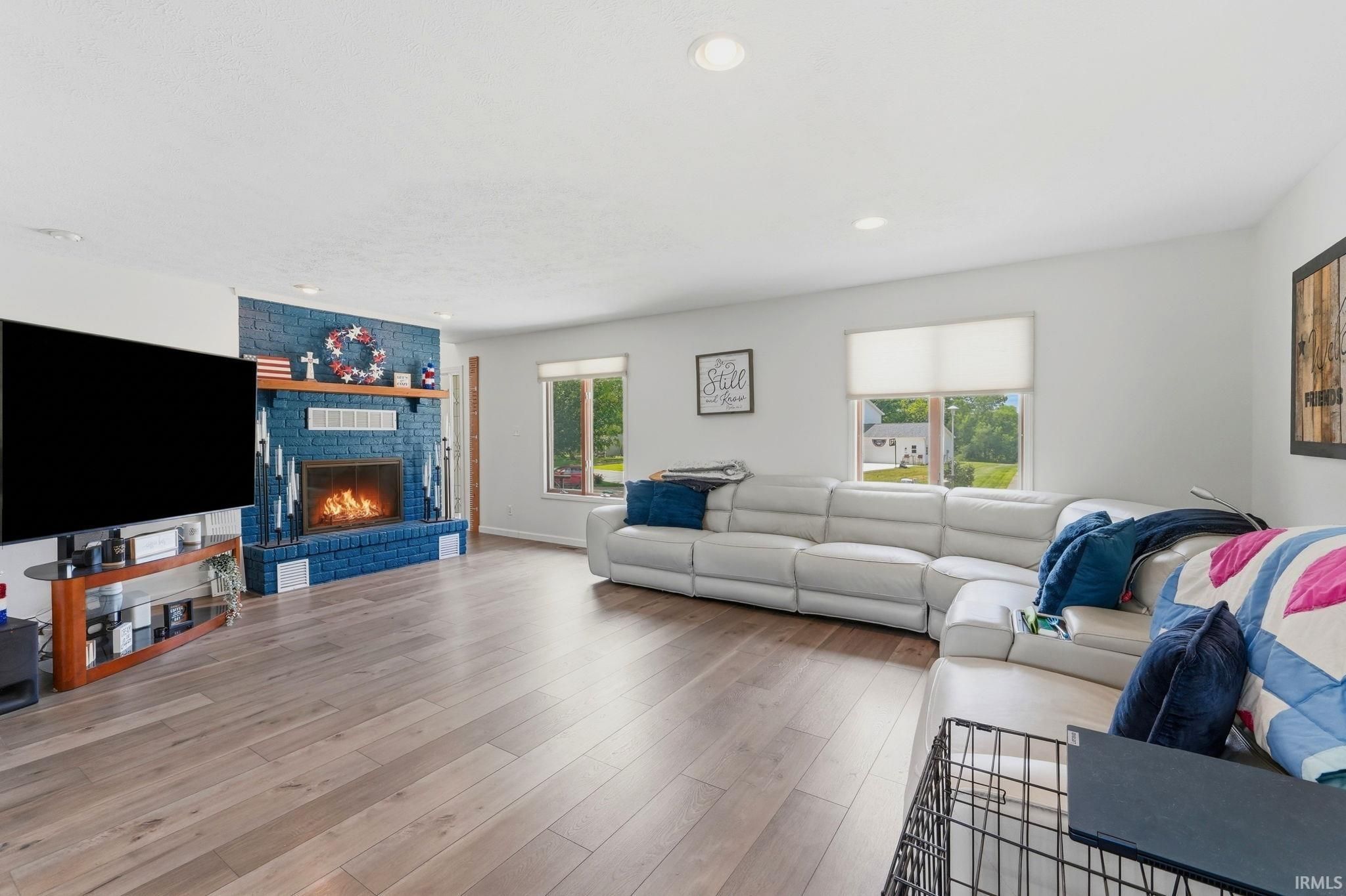 Image of 534 Crestlane Drive