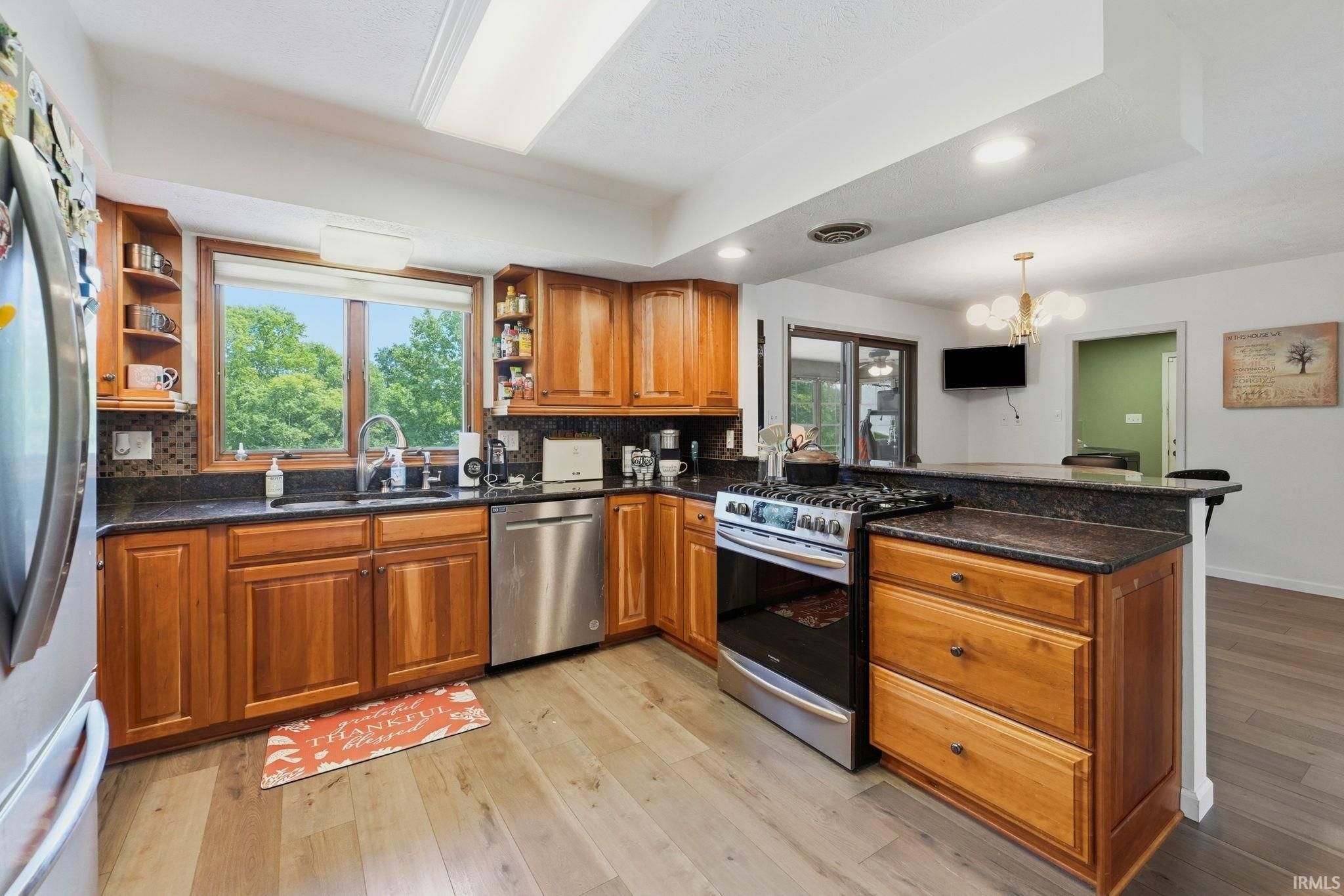 Image of 534 Crestlane Drive