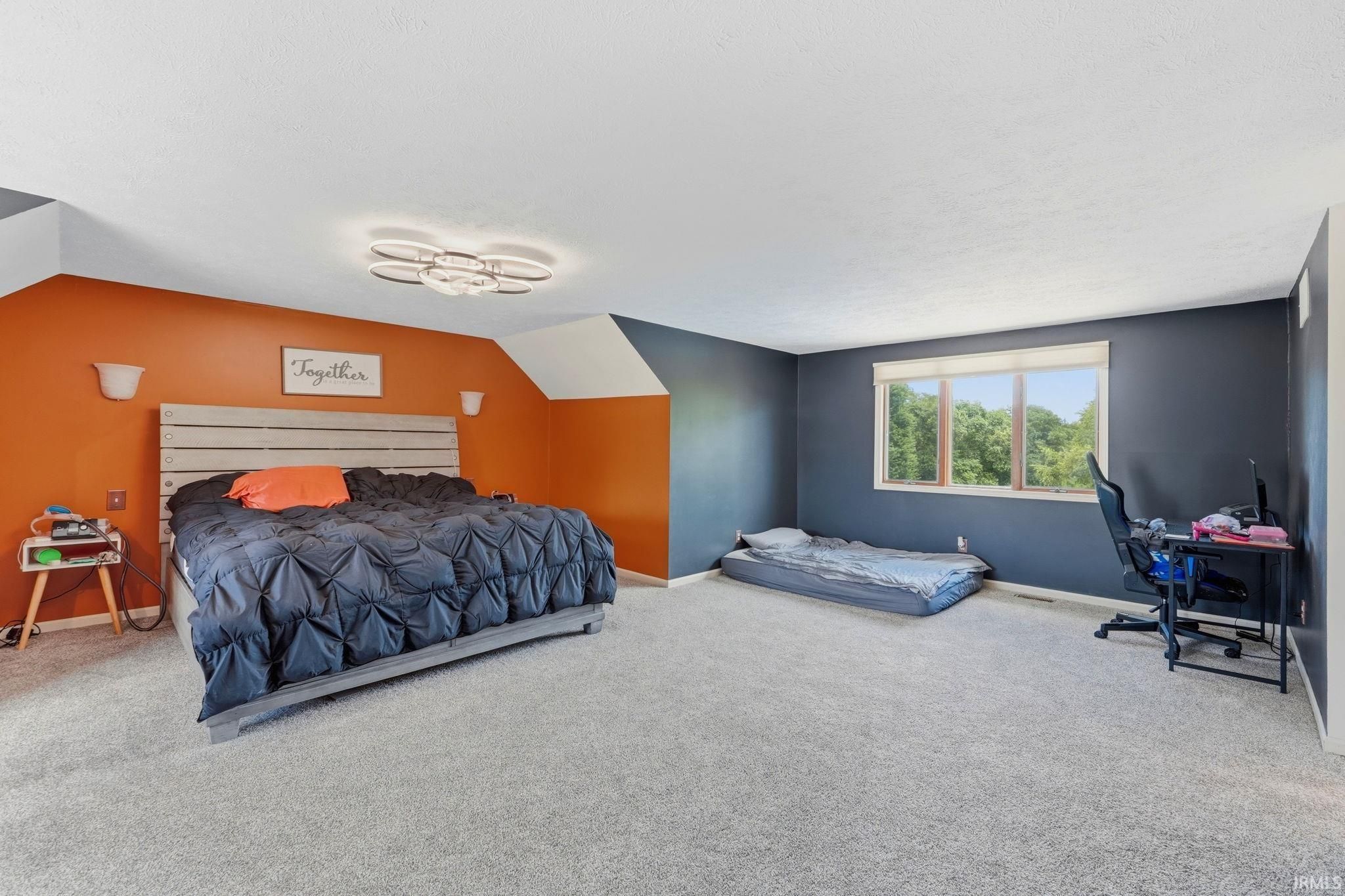 Image of 534 Crestlane Drive