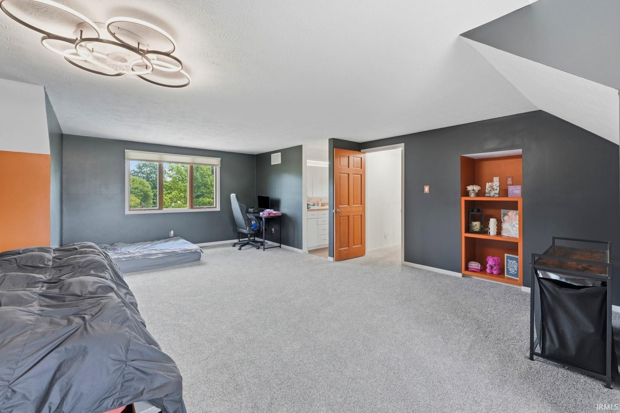 Image of 534 Crestlane Drive