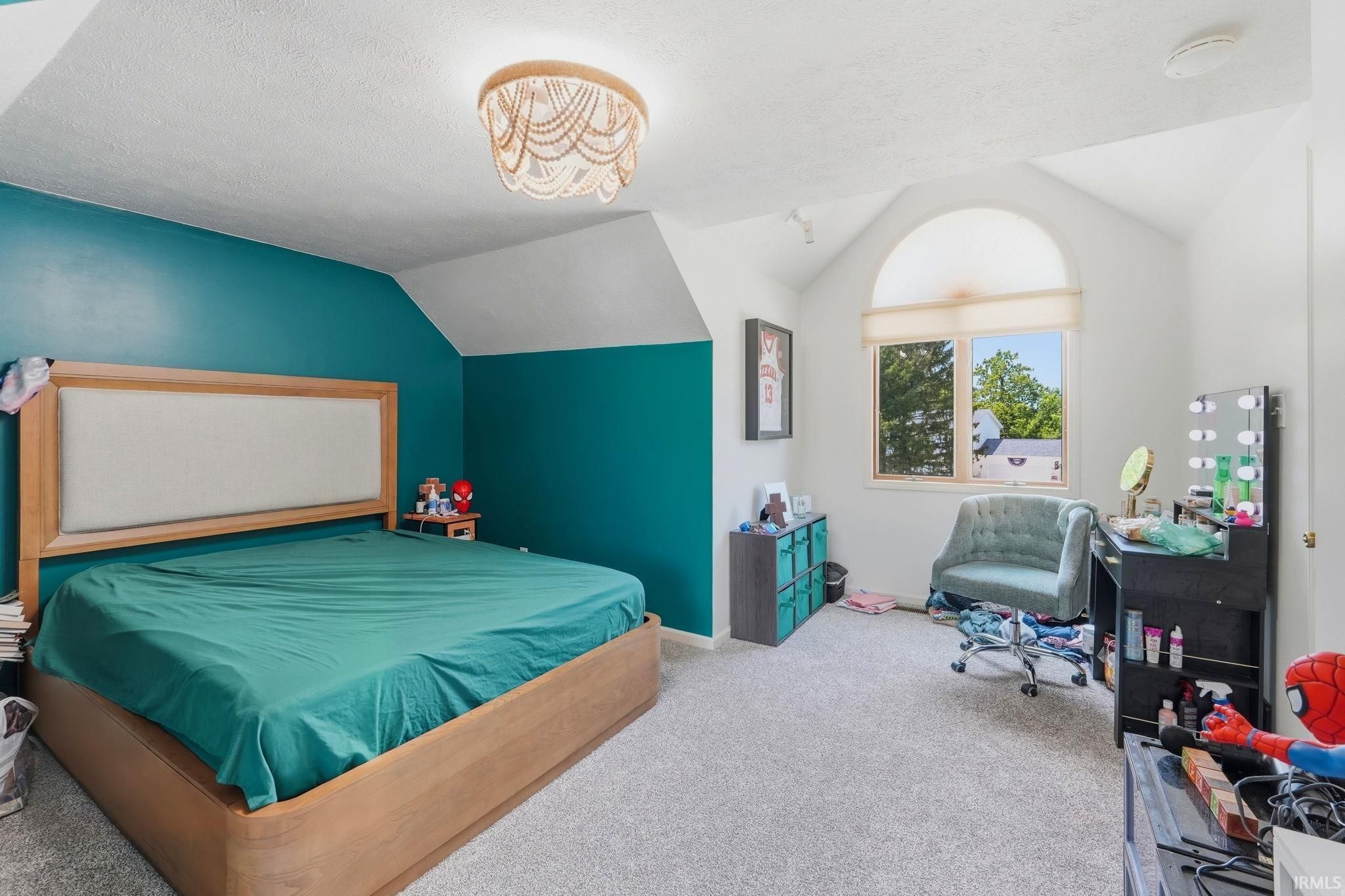 Image of 534 Crestlane Drive
