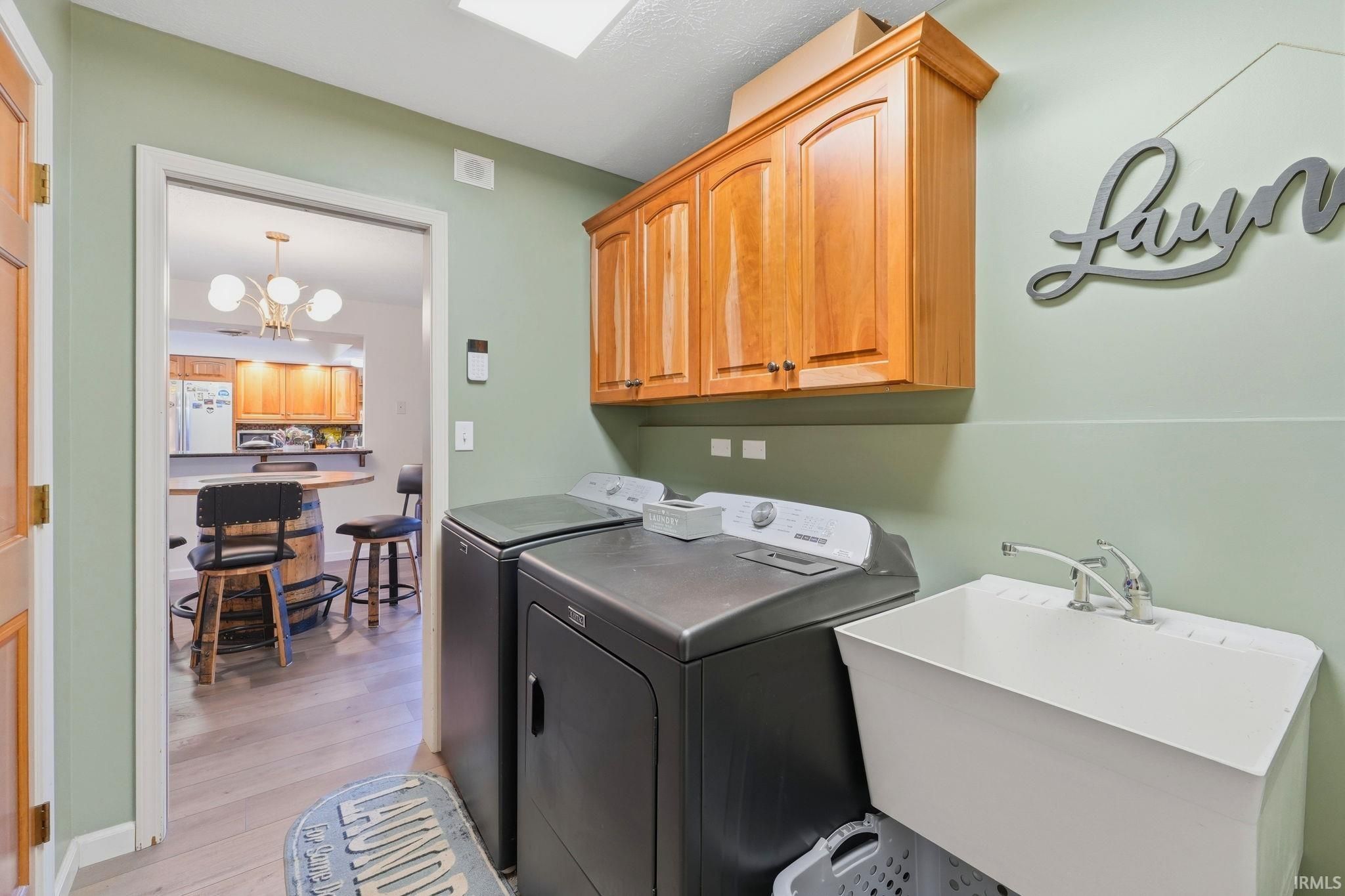 Image of 534 Crestlane Drive