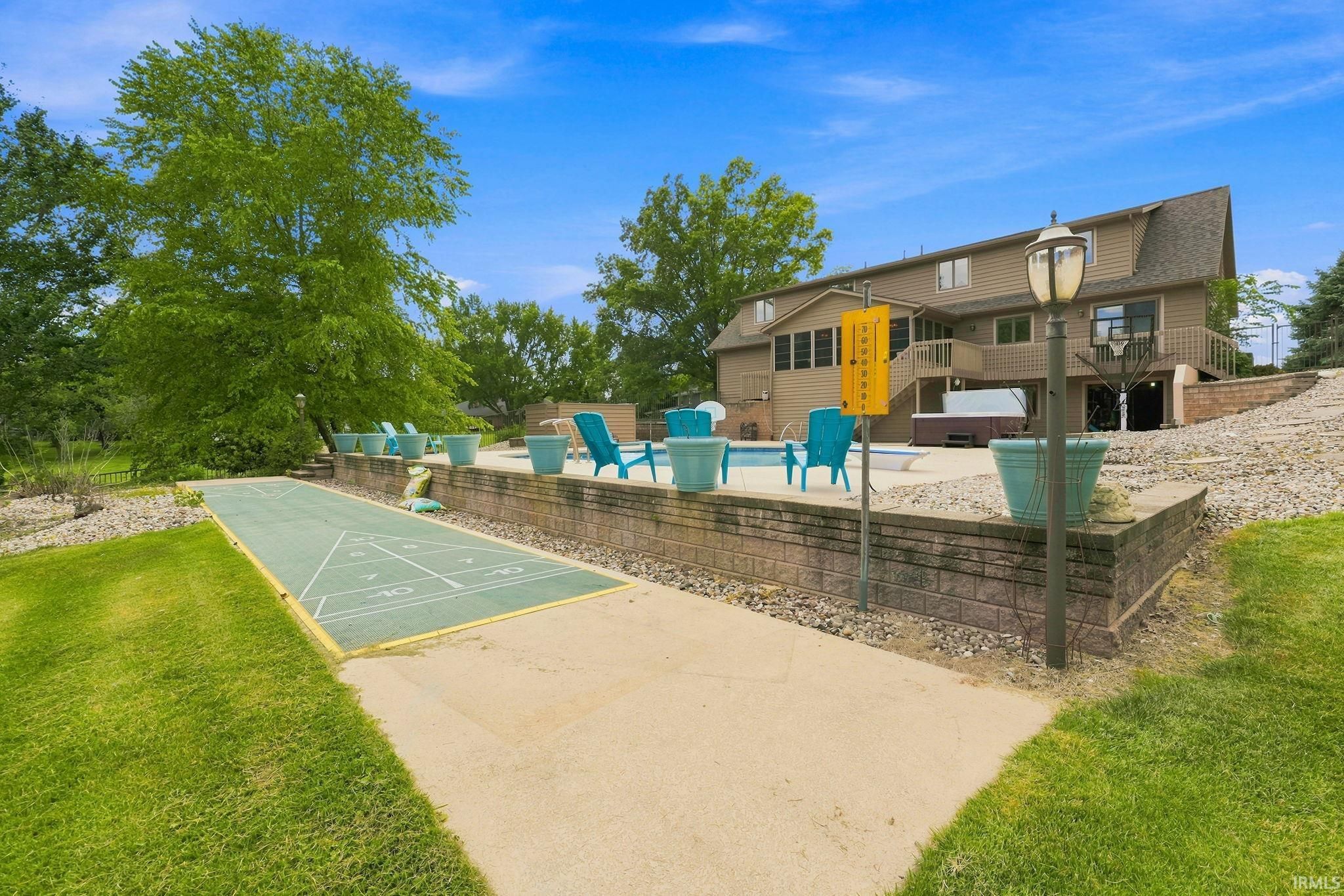 Image of 534 Crestlane Drive