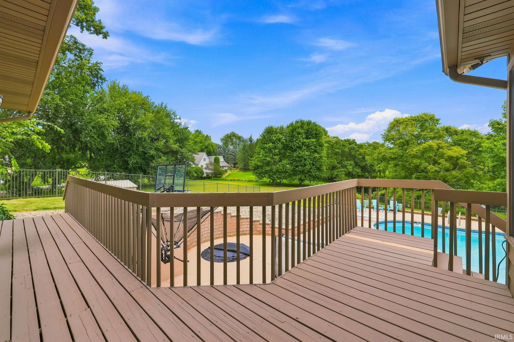 Image of 534 Crestlane Drive