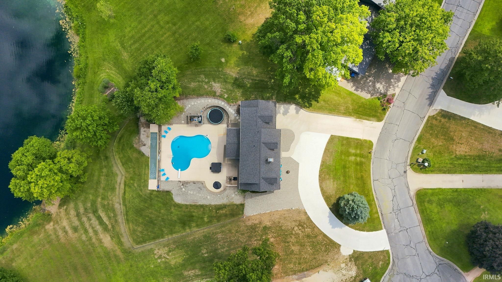 Image of 534 Crestlane Drive