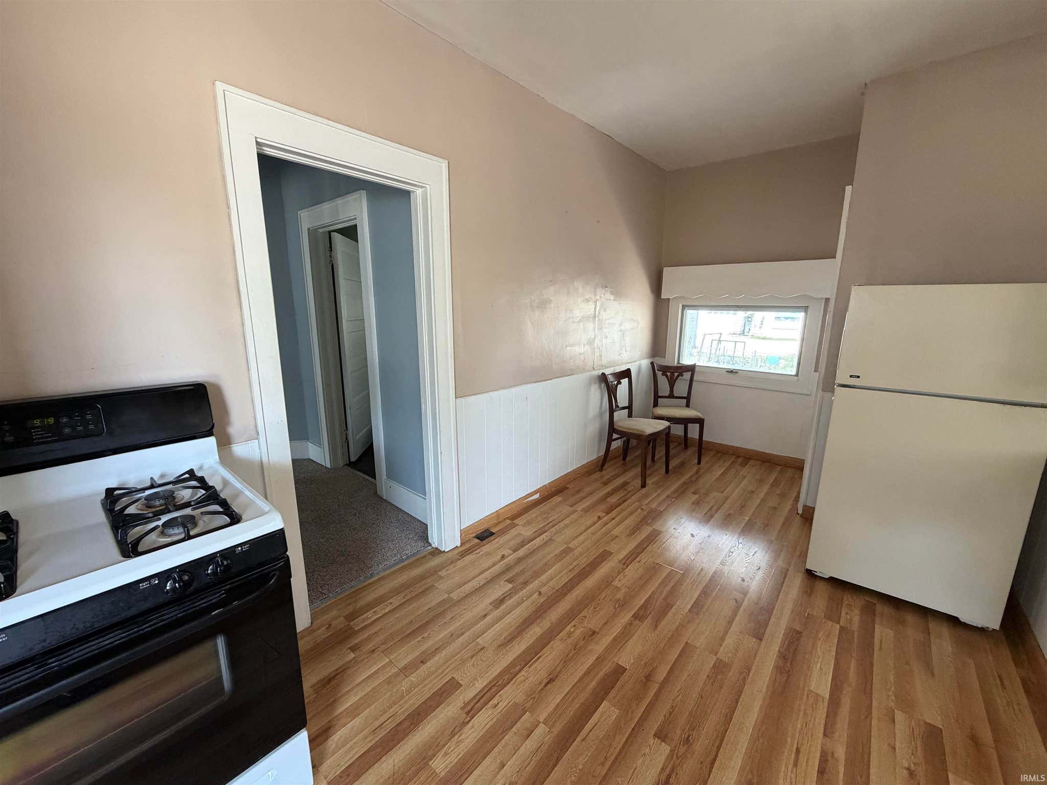 Image of 314 W Winona Avenue