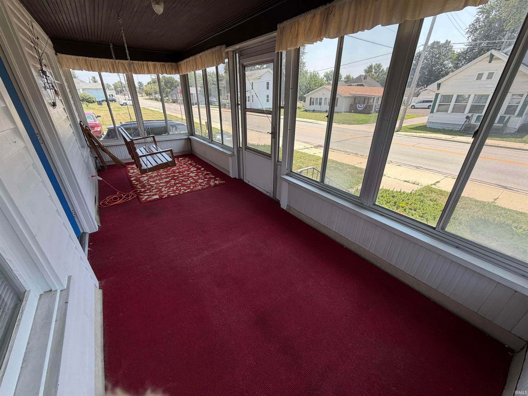 Image of 314 W Winona Avenue