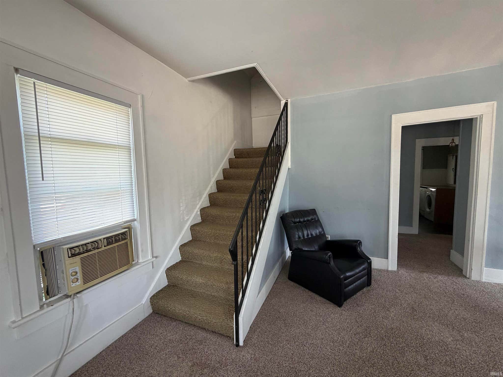 Image of 314 W Winona Avenue