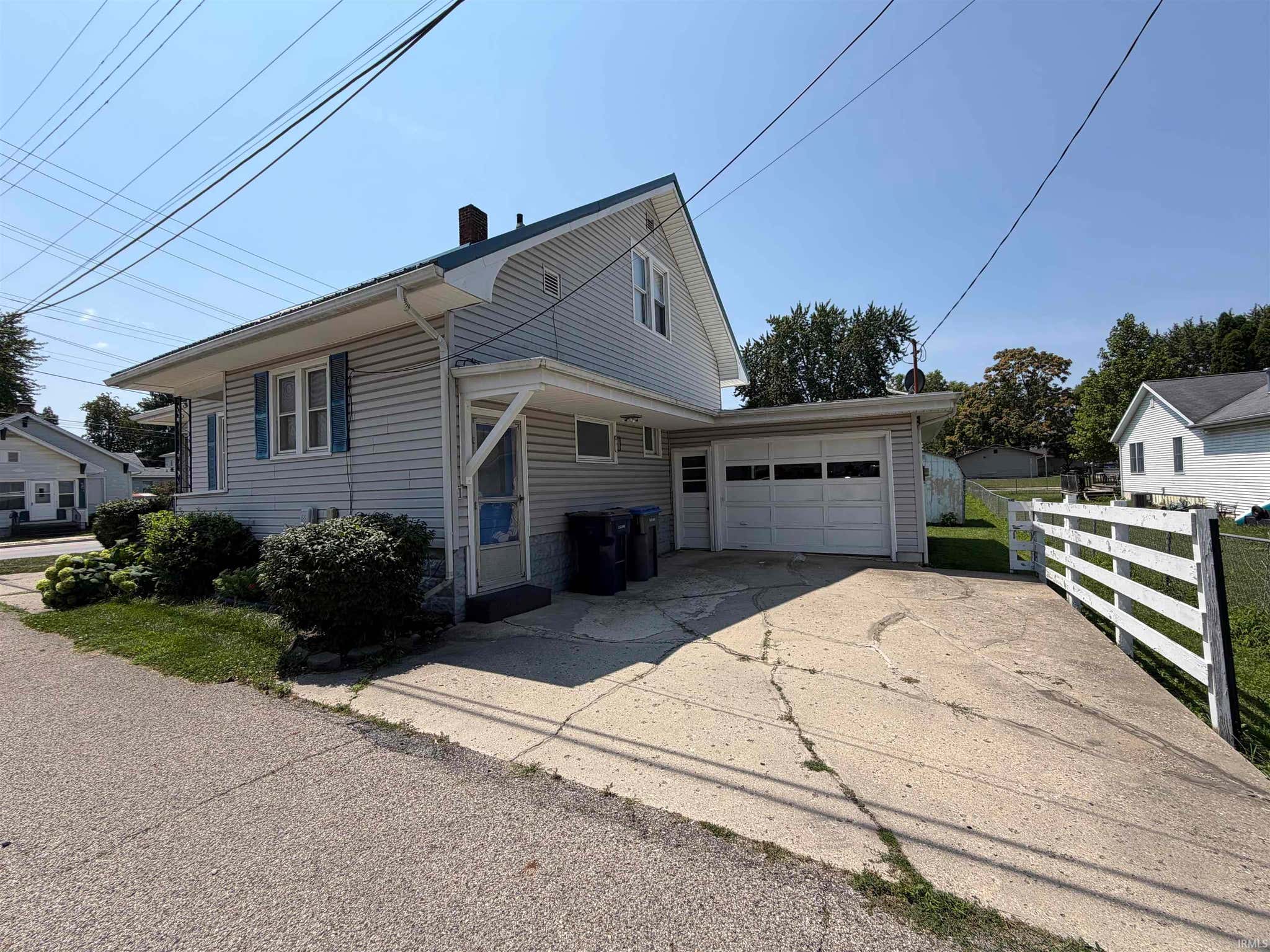 Image of 314 W Winona Avenue