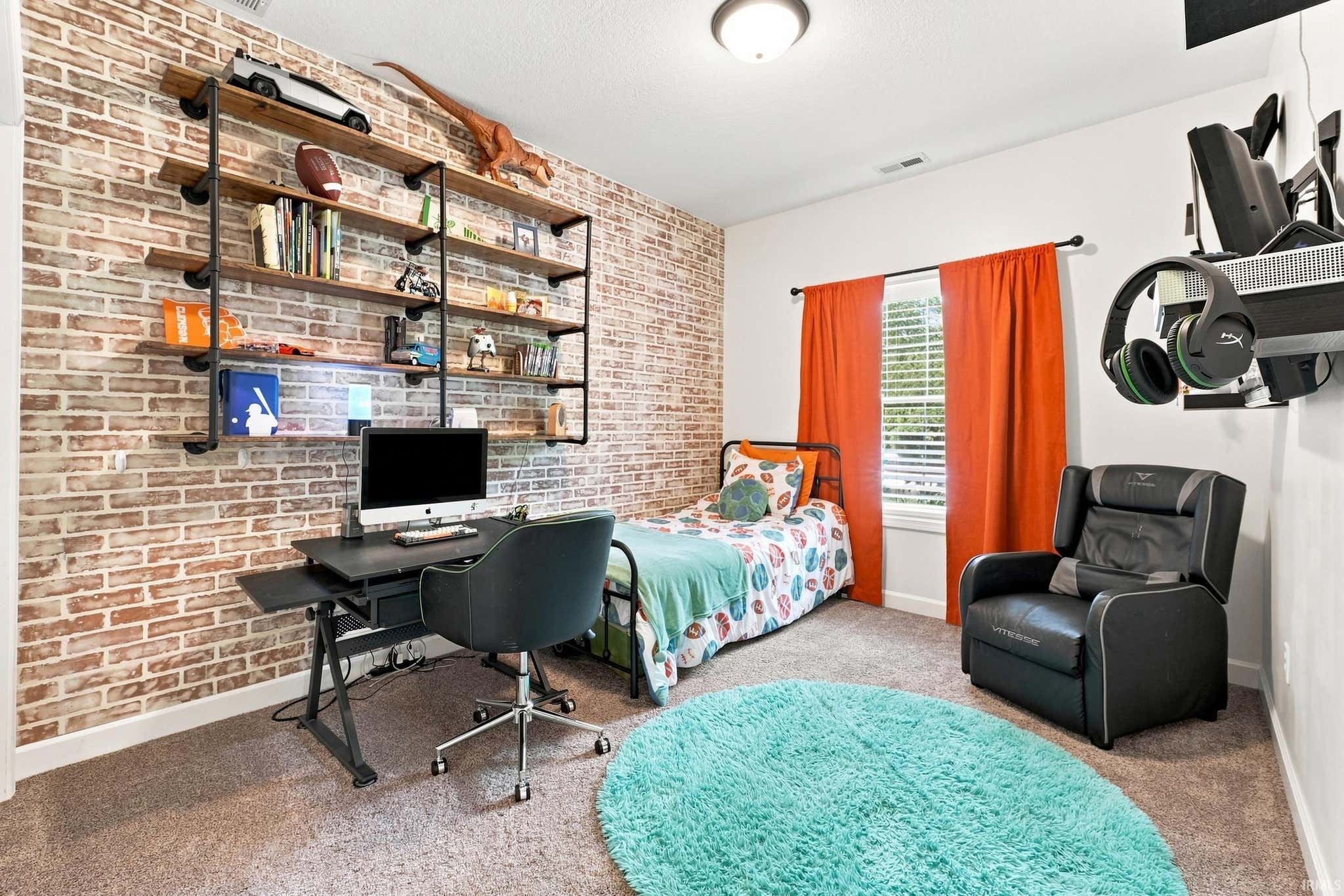 Image of 1338 N Santorini Drive