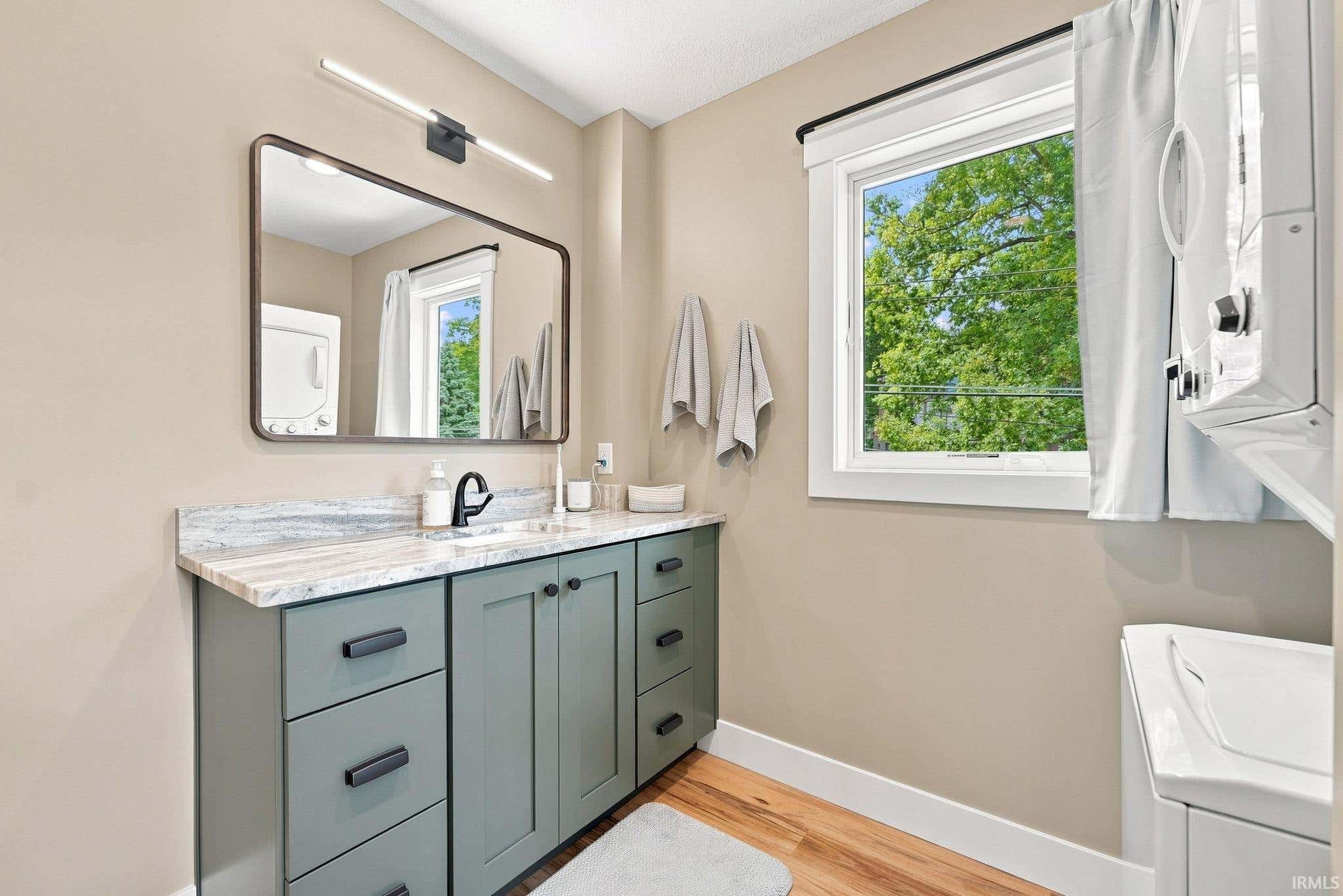 Image of 1322 Country Club Terrace