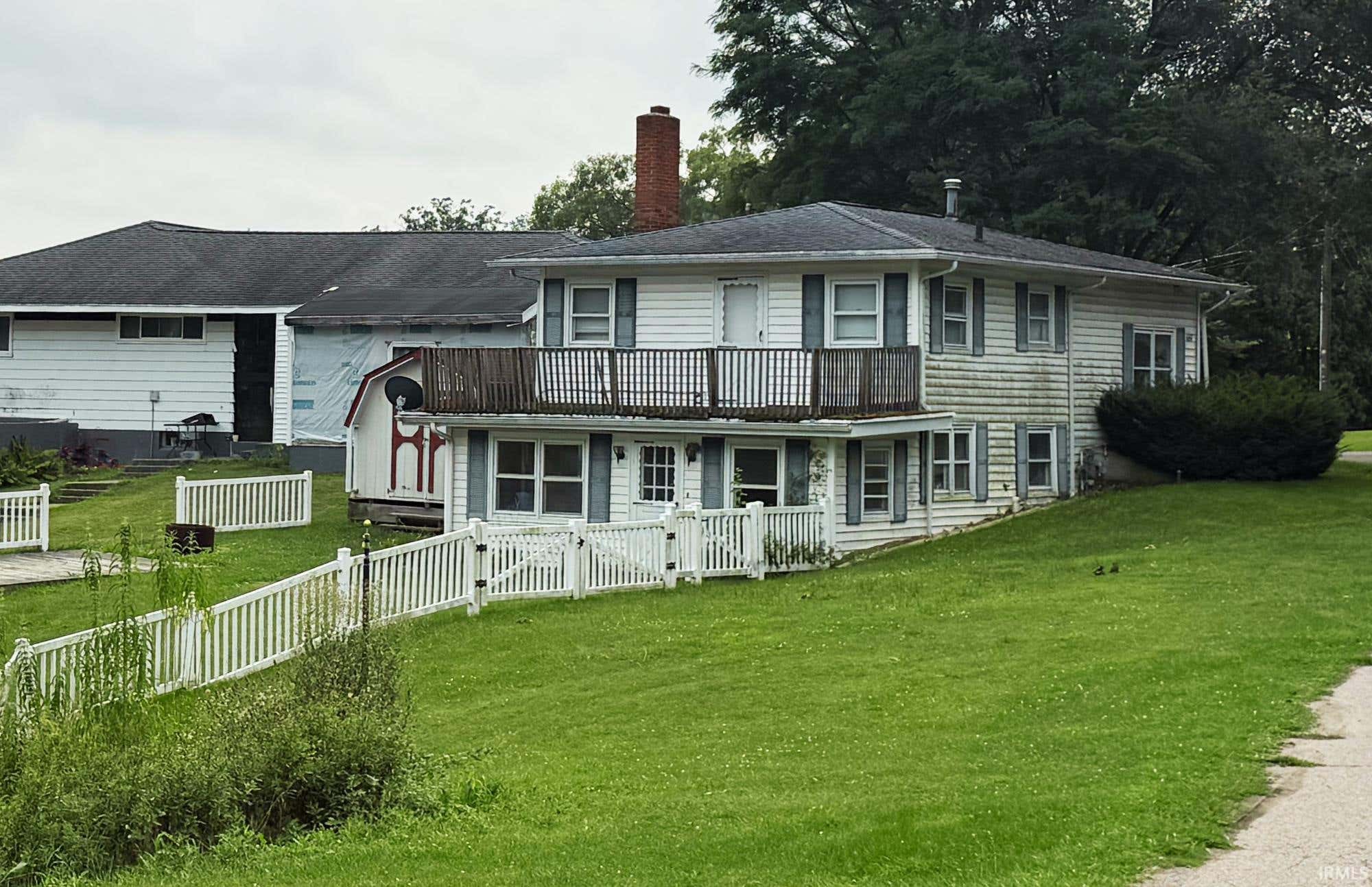 Image of 657 N Center Extended Street