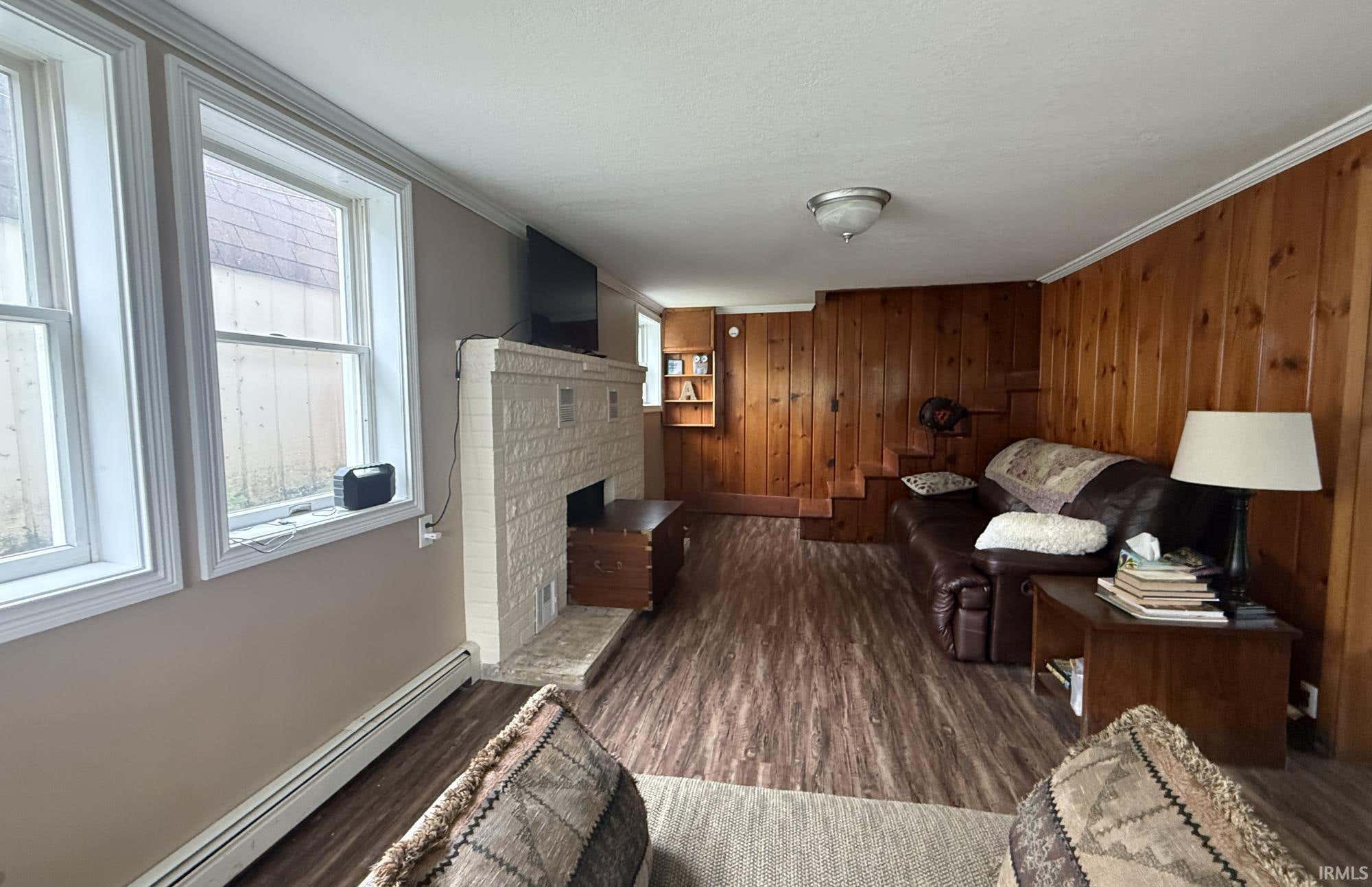 Image of 657 N Center Extended Street