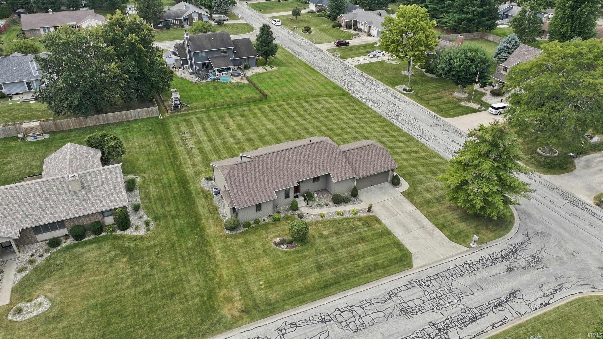 Image of 202 Colonial Drive