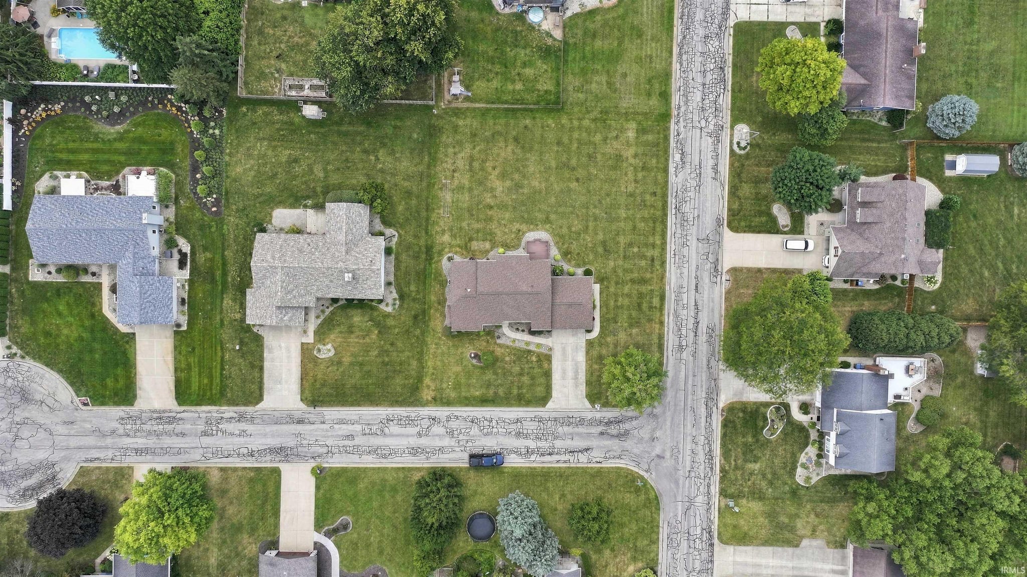Image of 202 Colonial Drive