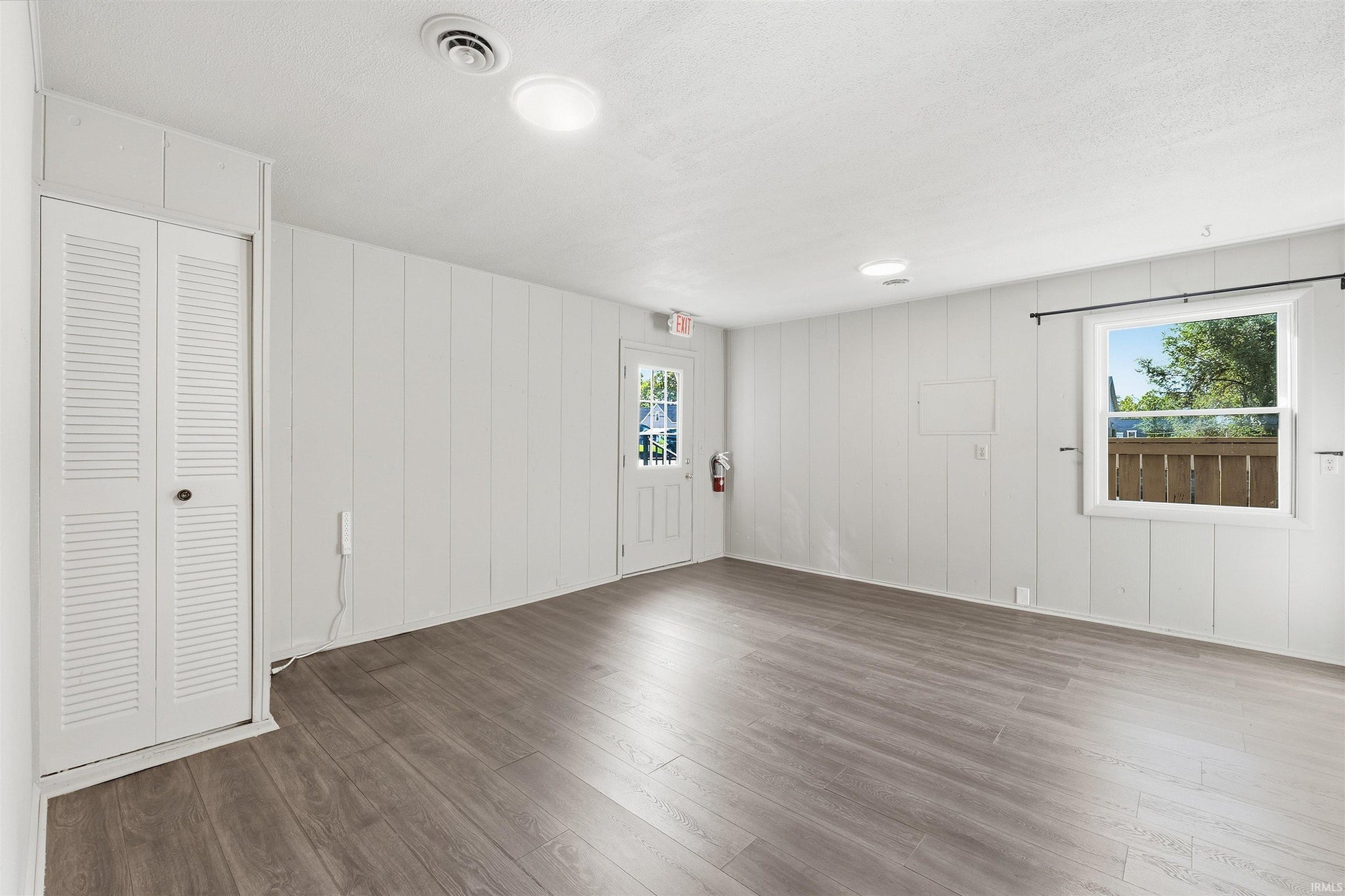 Image of 630 S Buffalo Street 4
