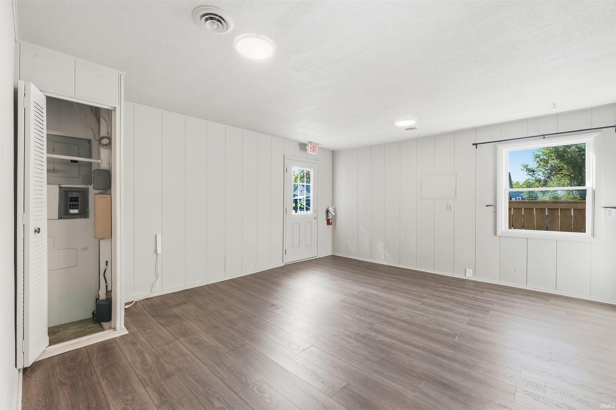 Image of 630 S Buffalo Street 4