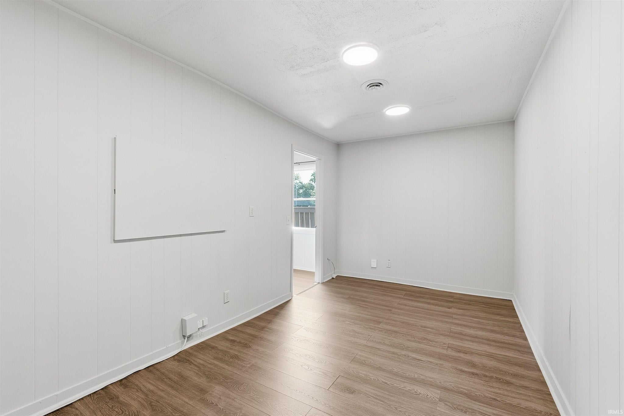 Image of 630 S Buffalo Street 4