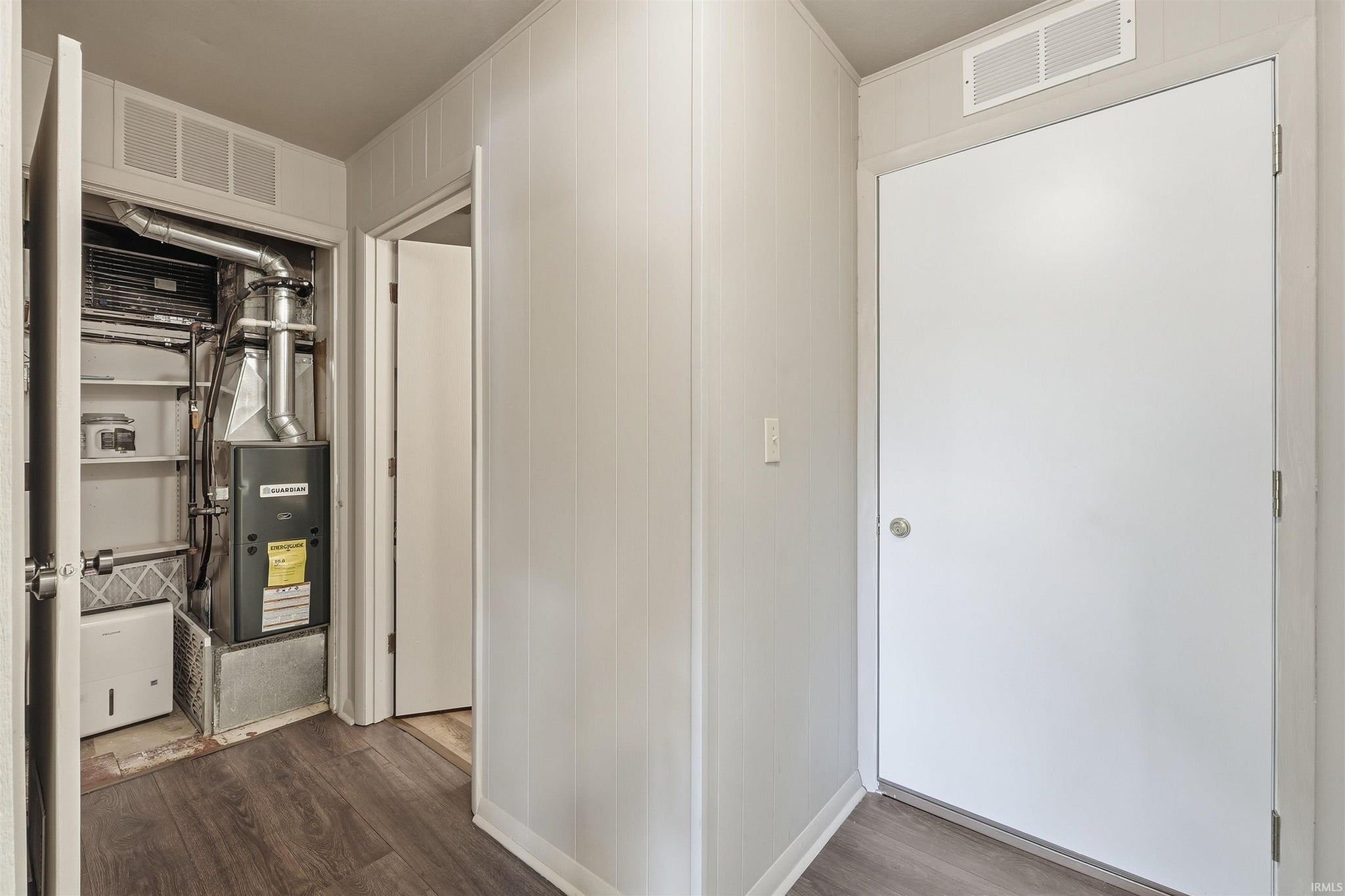 Image of 630 S Buffalo Street 4