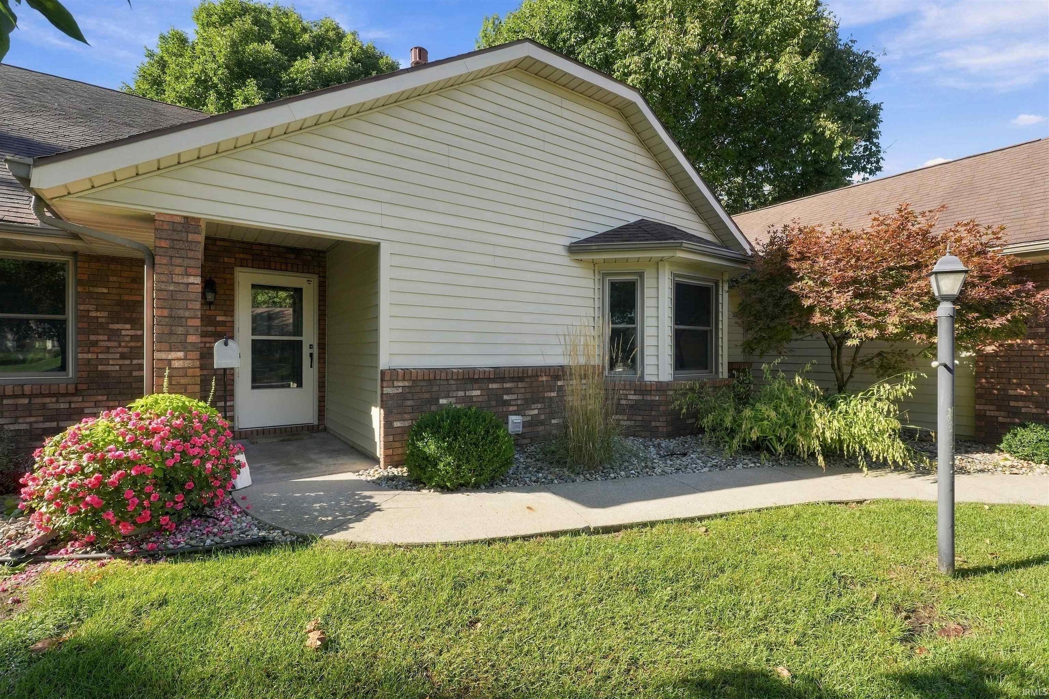 Image of 351 Baythorne Drive
