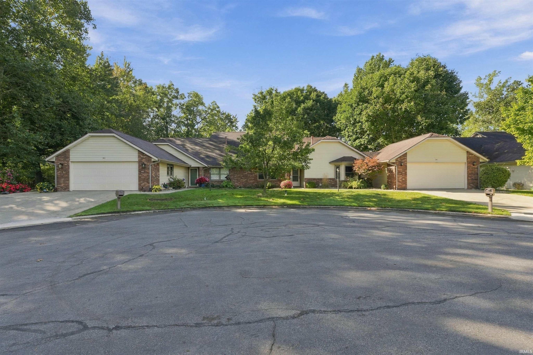 Image of 351 Baythorne Drive