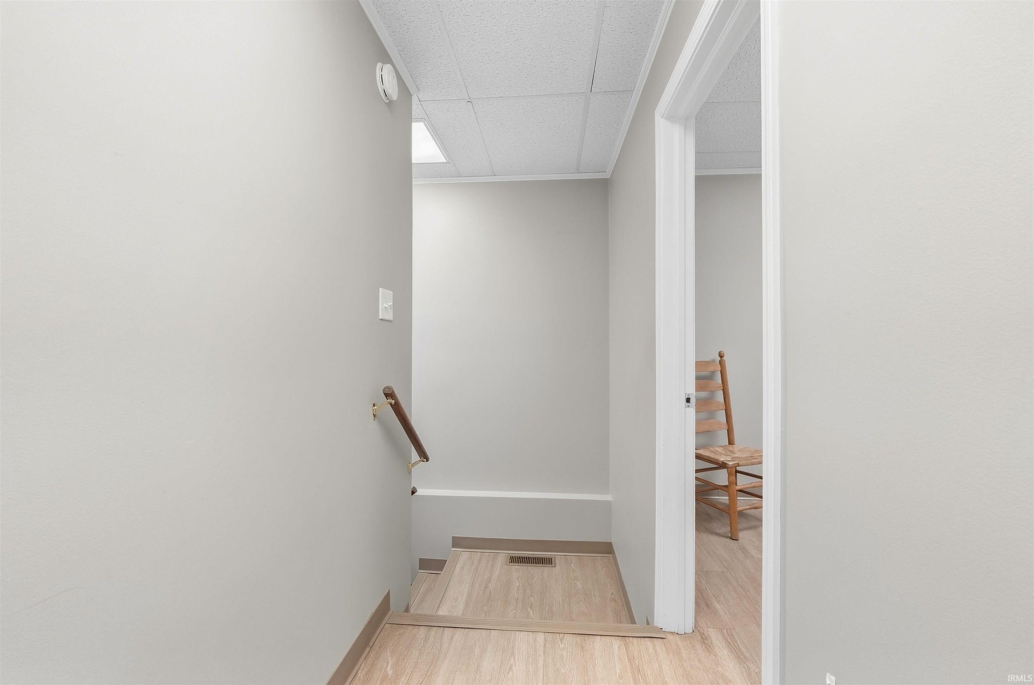 Image of 207 W Winona Avenue