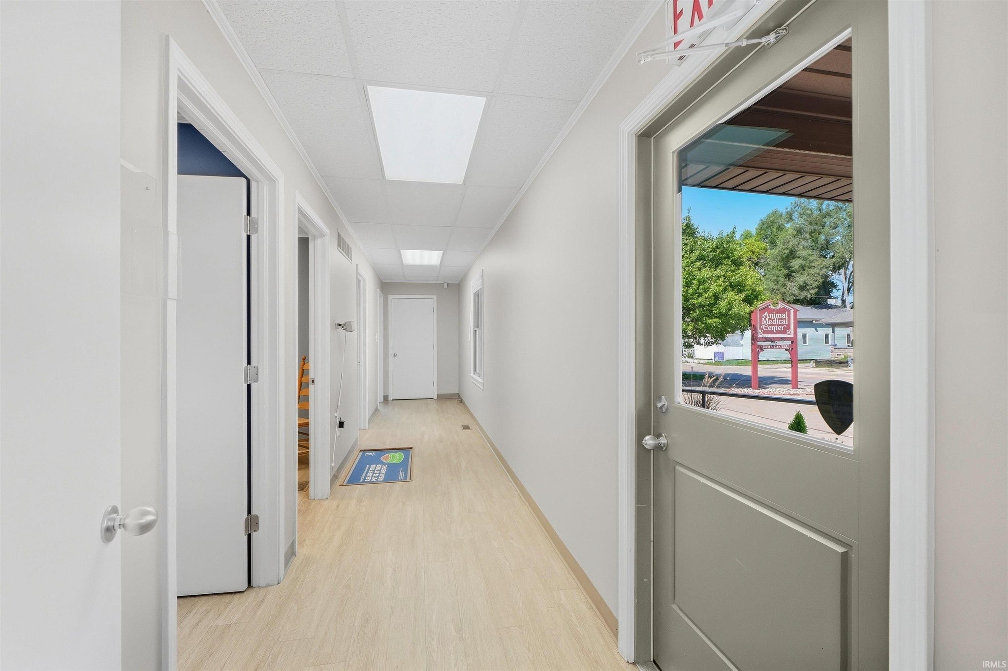 Image of 207 W Winona Avenue