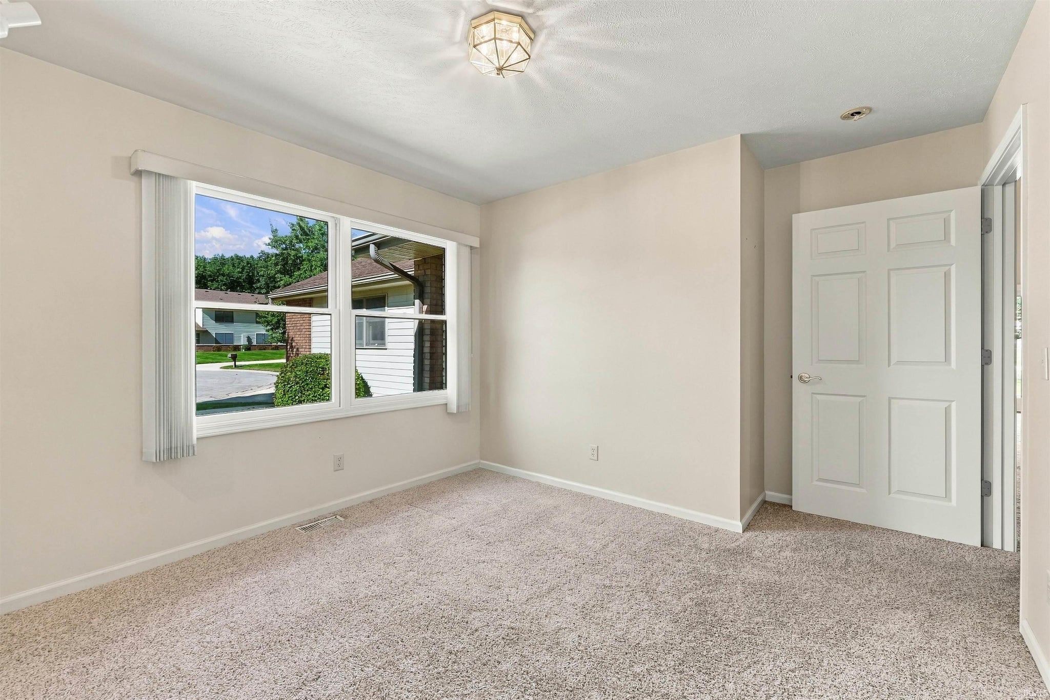 Image of 348 Channelview Drive