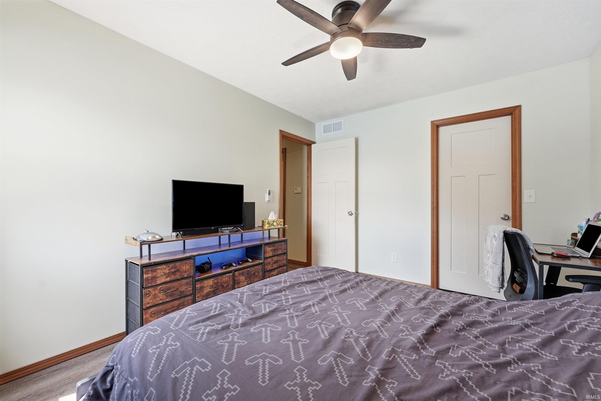 Image of 2122 Sally Street